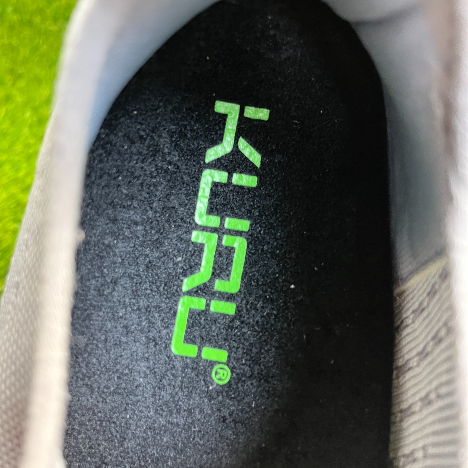 Kuru Atom Womens Size 8.5 Gray White Athletic Walking Slip On Shoes Sneakers