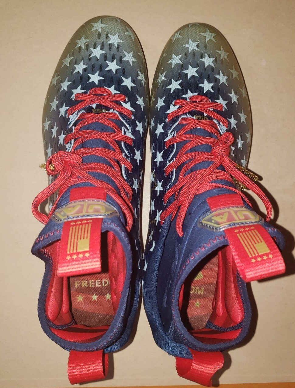 Under Armour Spotlight Lux LE MC USA Americana Football Cleats Men’s Sizes NEW