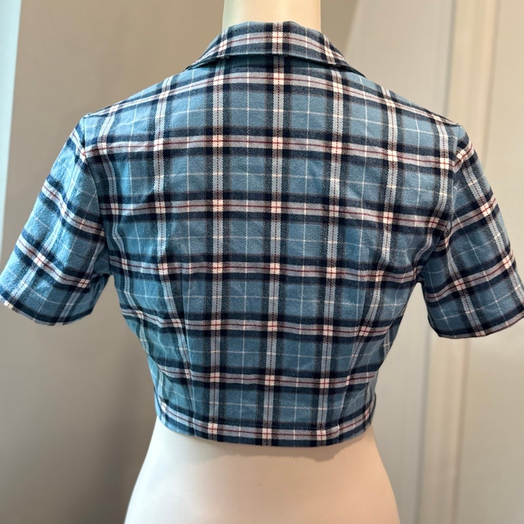 J.Galt Blue Plaid Crop Button-Up Top | Notch Collar & Short Sleeve | Size Small