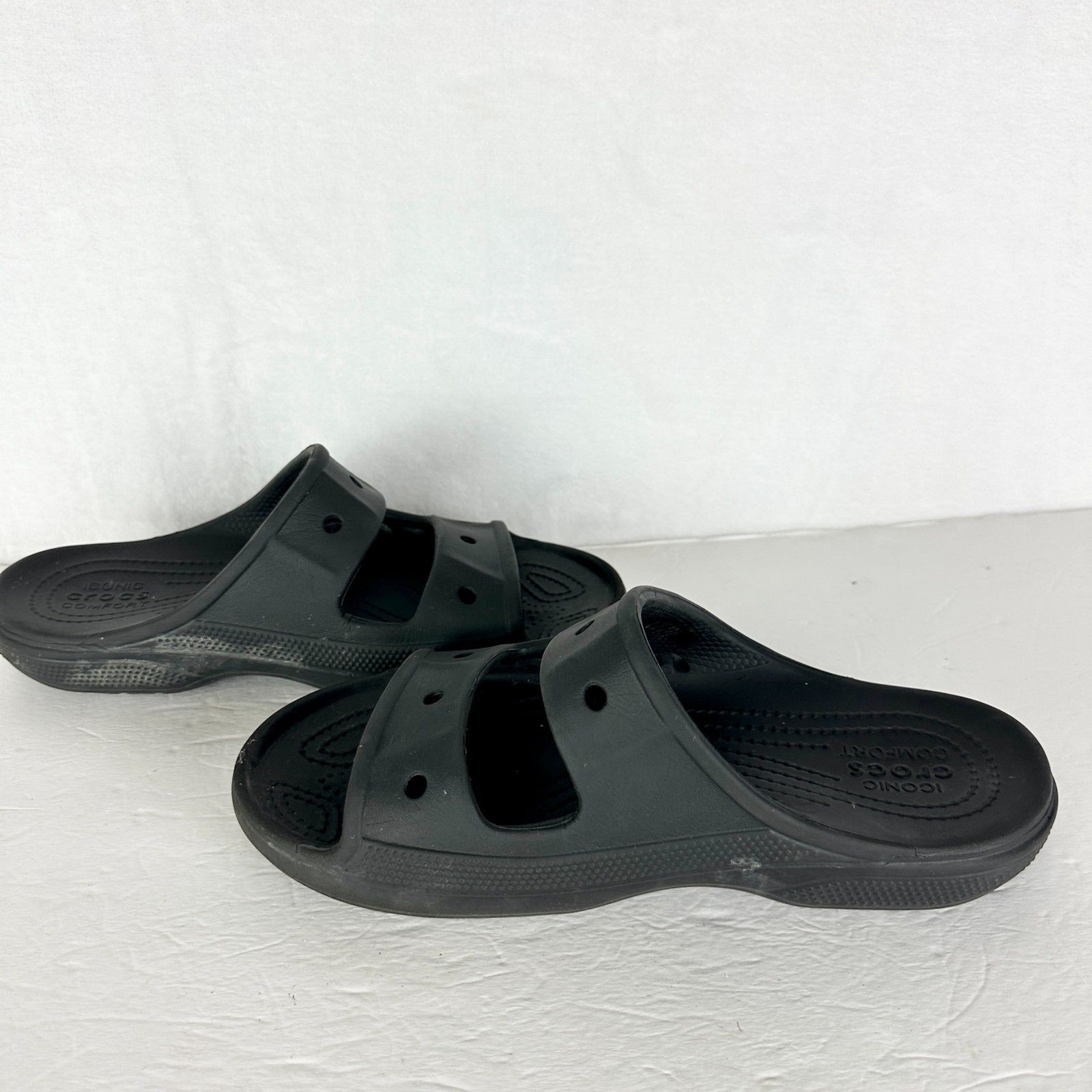 Crocs Women’s Baya Slide Sandal Size 9 Black Summer Beach Casual Comfort