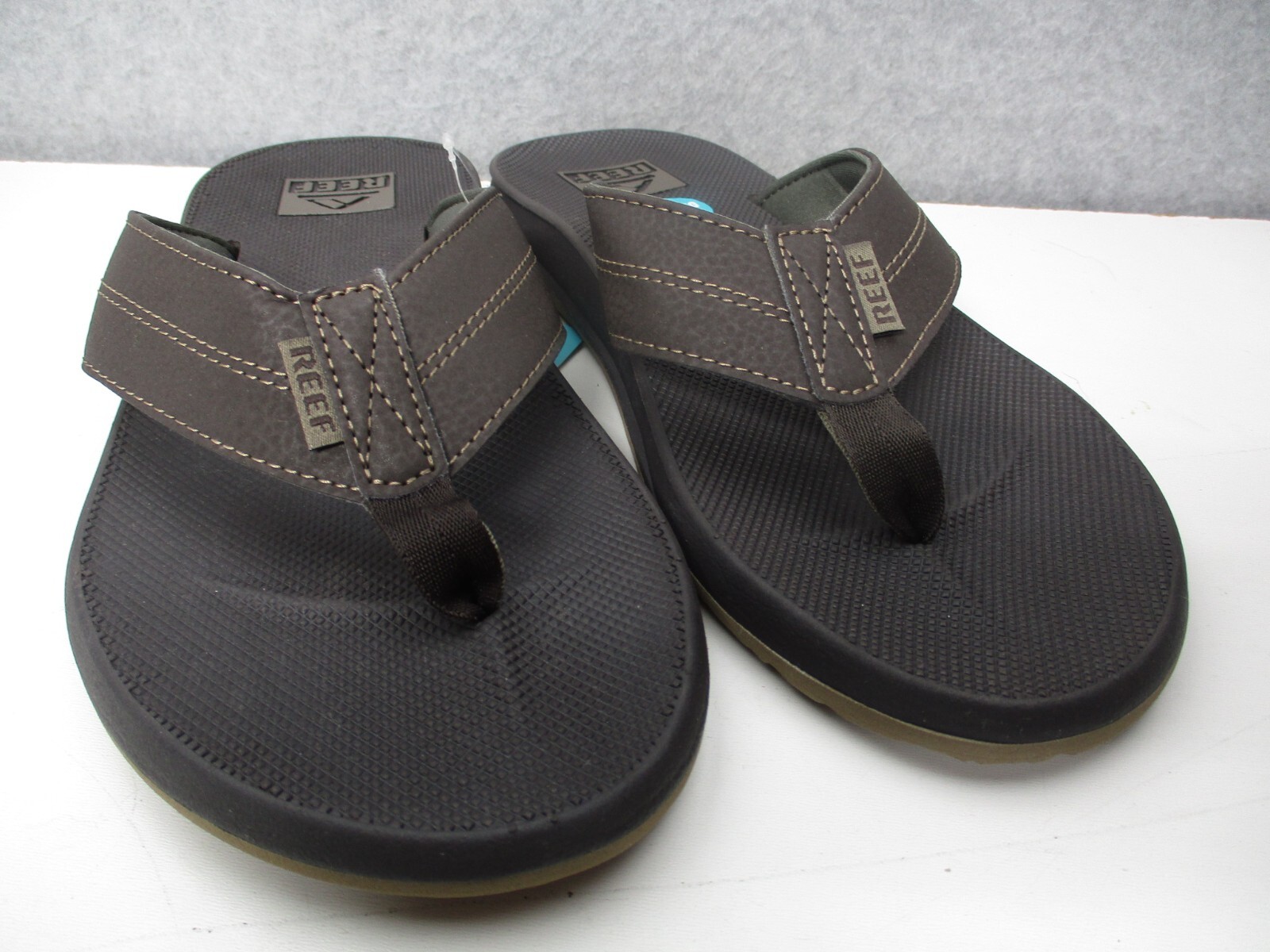 Reef Element TQT Sandals Brown Thong Flip Flop Bottle Opener Mens Sz 9