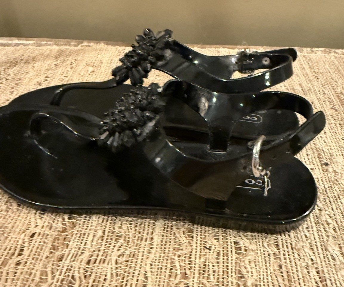 Coach Hilda jelly sandals Black floral beaded accent Great condition! Size 7