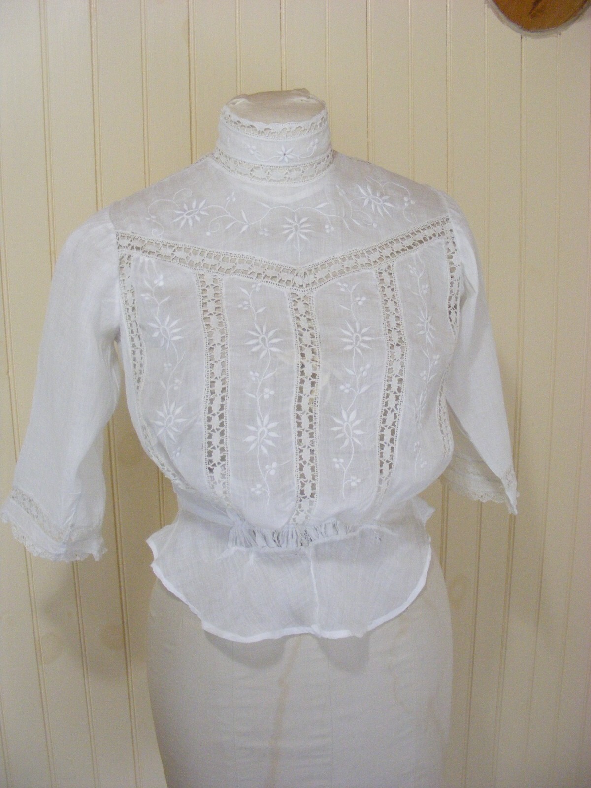 VICTORIAN WHITE SHEER LAWN COTTON BLOUSE HANDMADE NEEDLE LACE EMROIDERY 32X 24