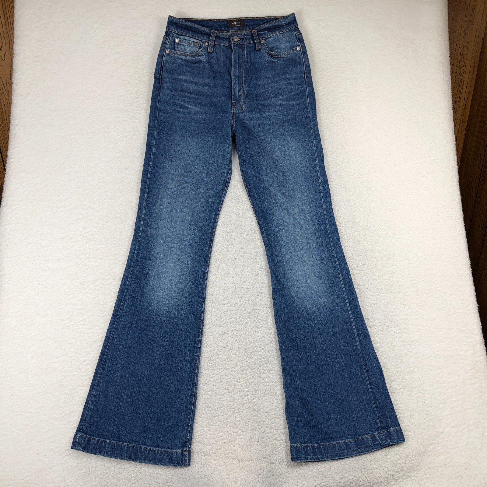 7 For All Mankind Ultra High Rise Dojo Flare Jean Womens 28 (28×33) Light Wash