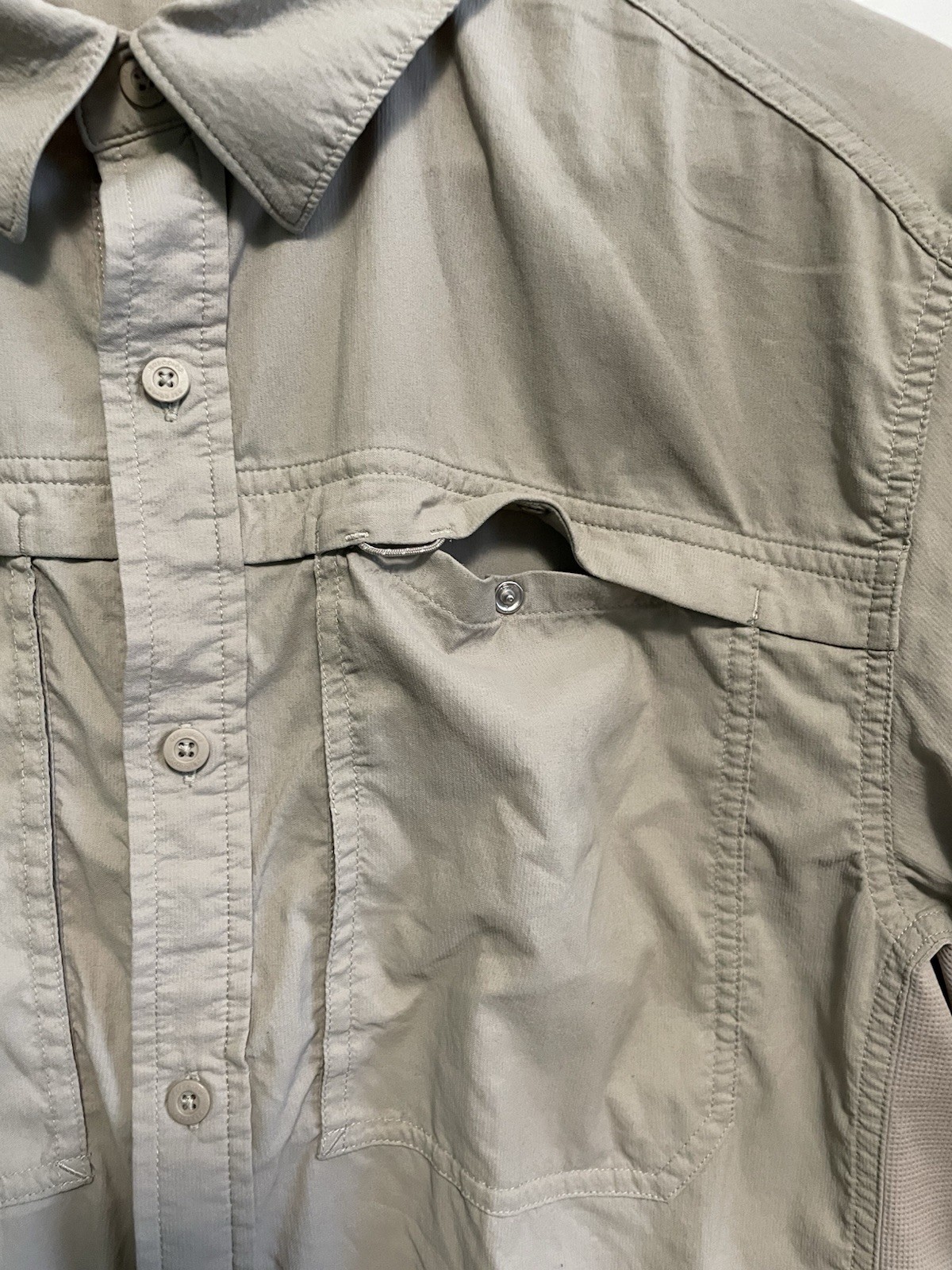 REI Co-op Mens Medium Short Sleeve Hiking Shirt Tan Nylon Mesh Vented Fishing