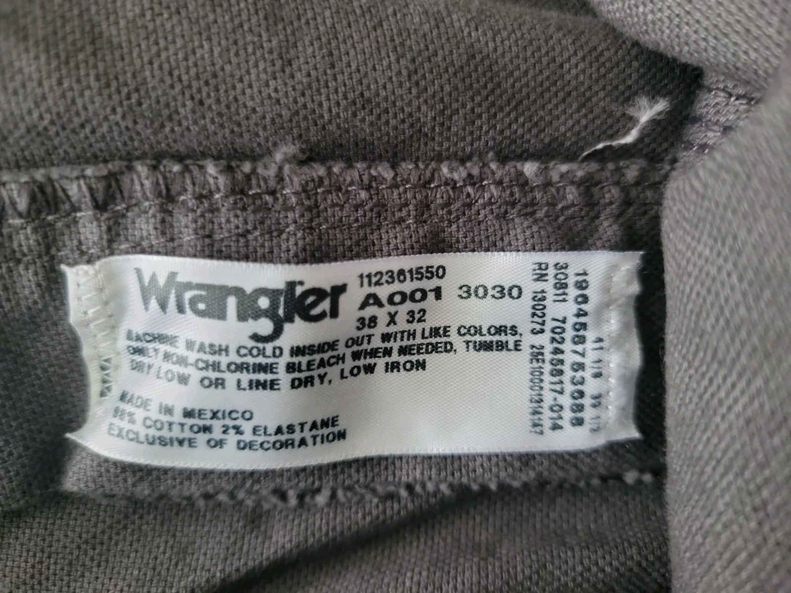 NEW Wrangler 47 Cowboy Cut Regular Fit Sz 38 x 32 Gray CANVAS STRETCH Jeans