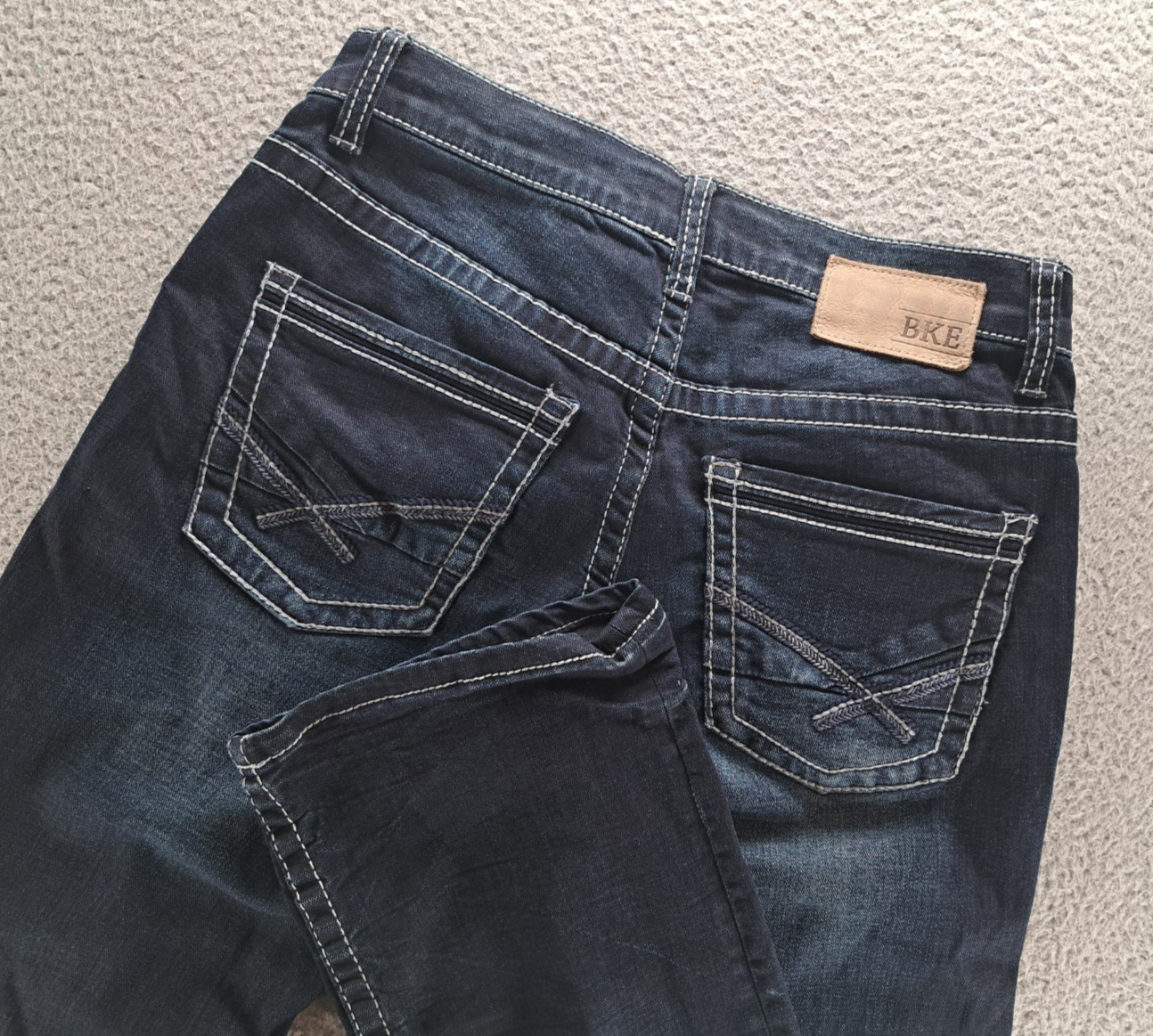 BKE Aiden Bootleg Jeans Womens 30XL 30×36 Blue Dark Wash Bootcut Whiskering