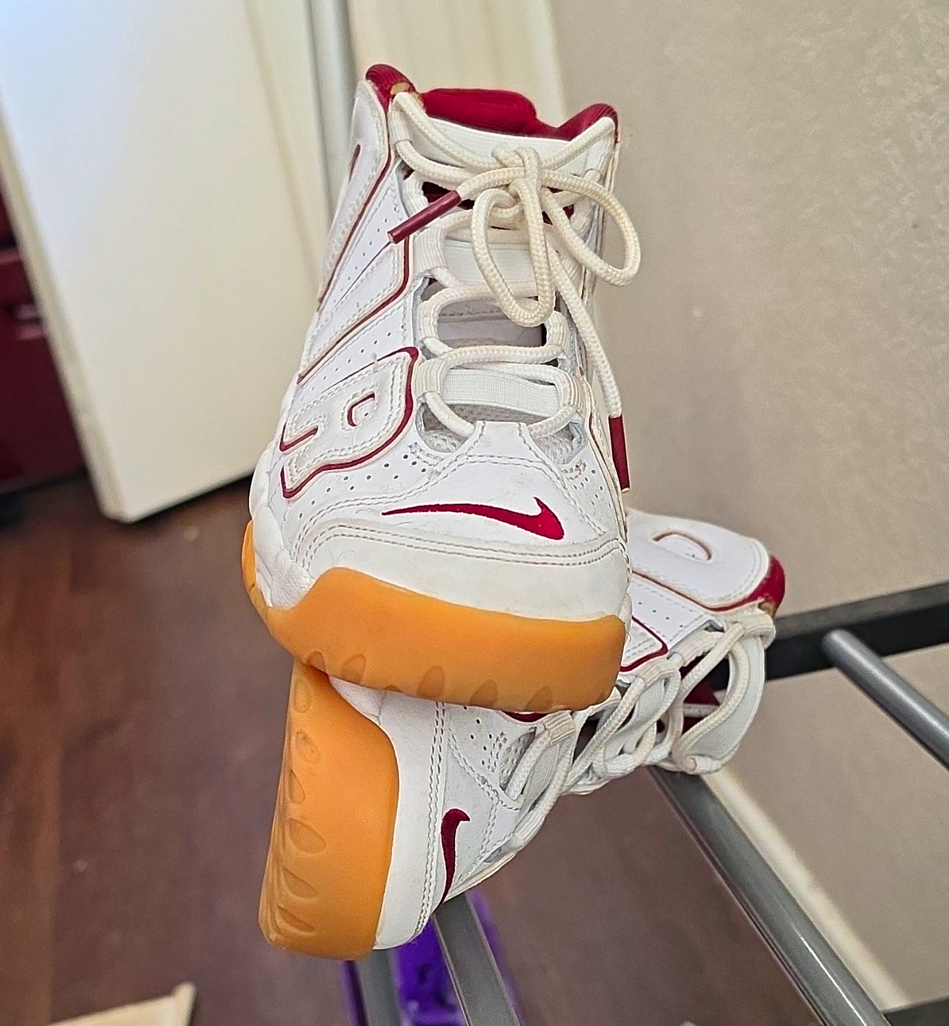 Nike Air More Uptempo Unisex Kids 3.5 Mid Top Lace-Up White Red Gum Sole