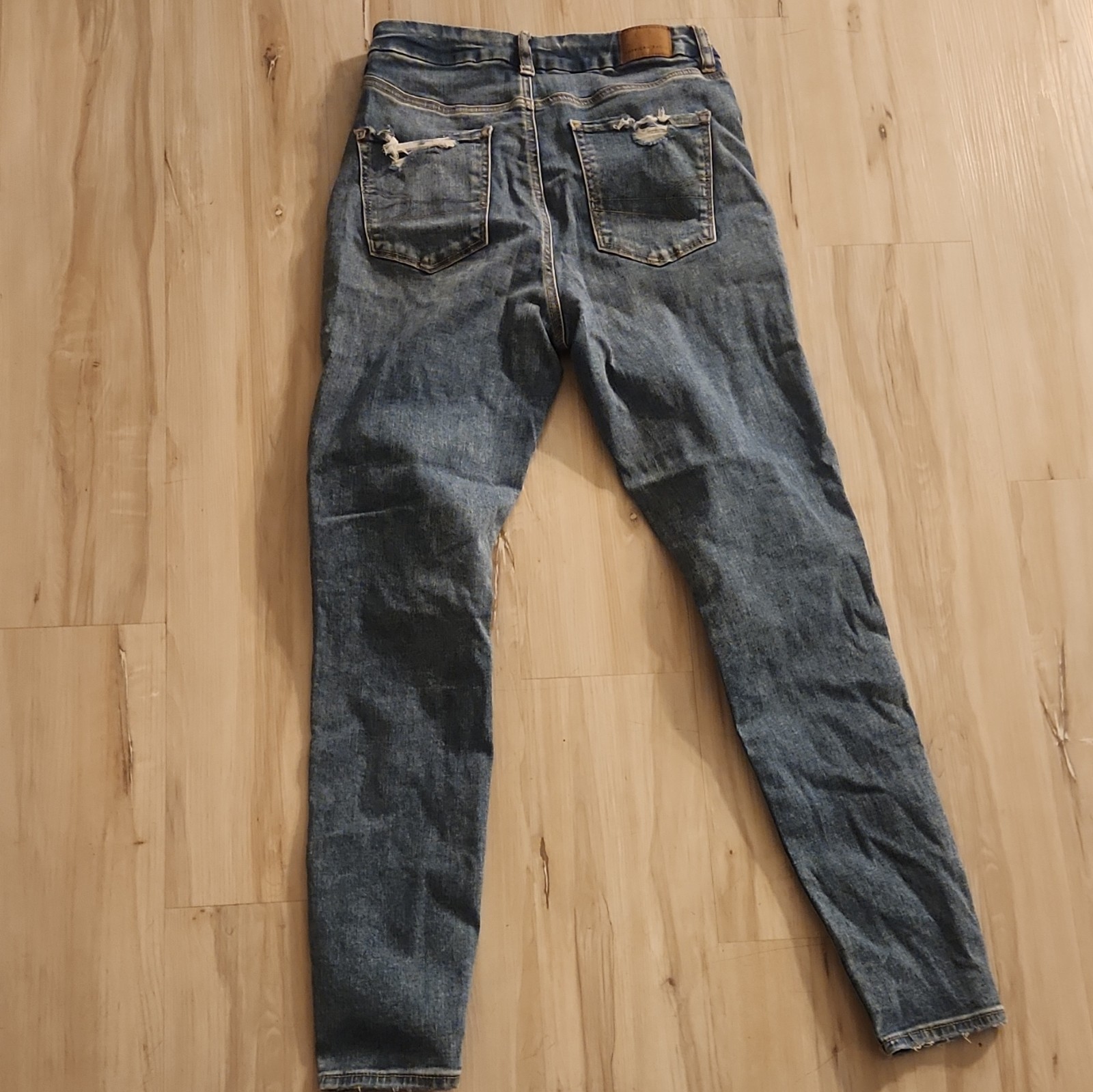 American Eagle Next Level Stretch High-Rise Jegging Distressed Blue Jeans 6