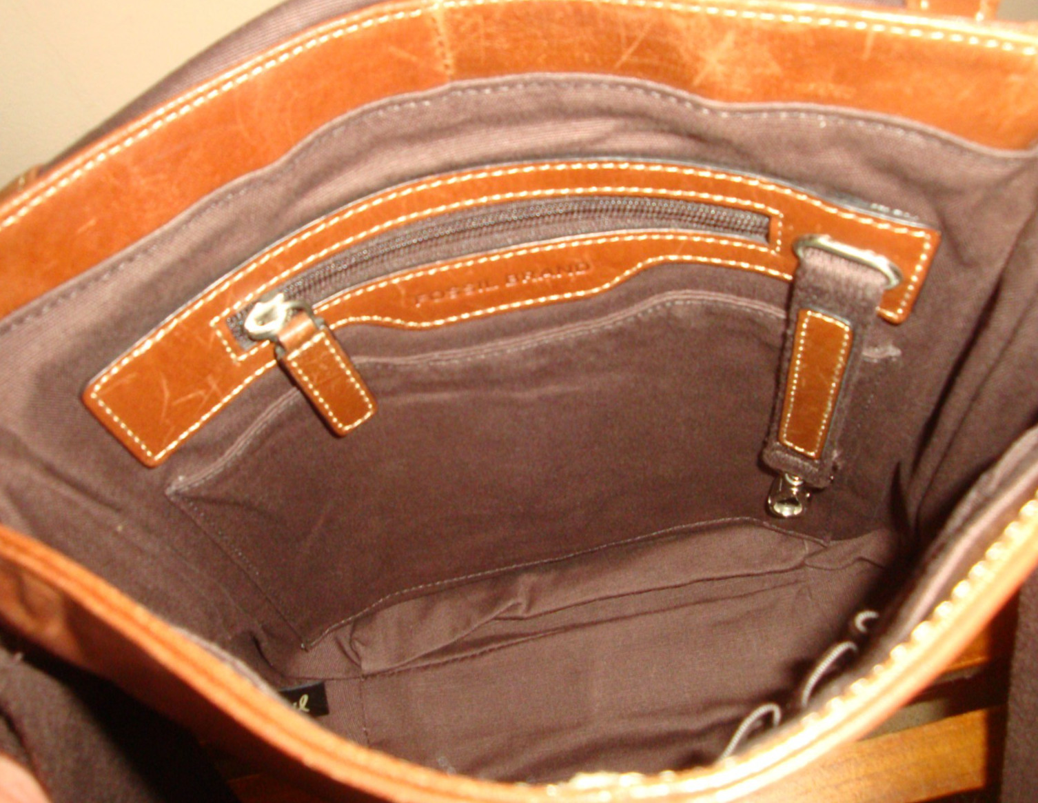 FOSSIL Brown Leather Crossbody Handbag Shoulderbag Boho Mens Messenger Rugged