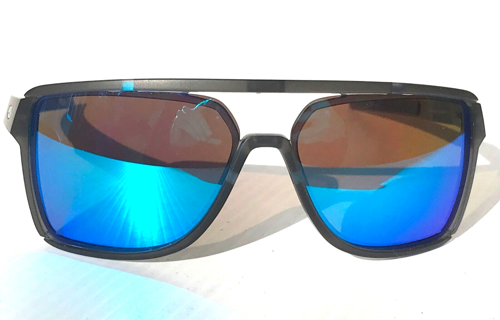 NEW Oakley CASTEL Matte Smoke Grey POLARIZED GALAXY Blue Lens Sunglass 9147