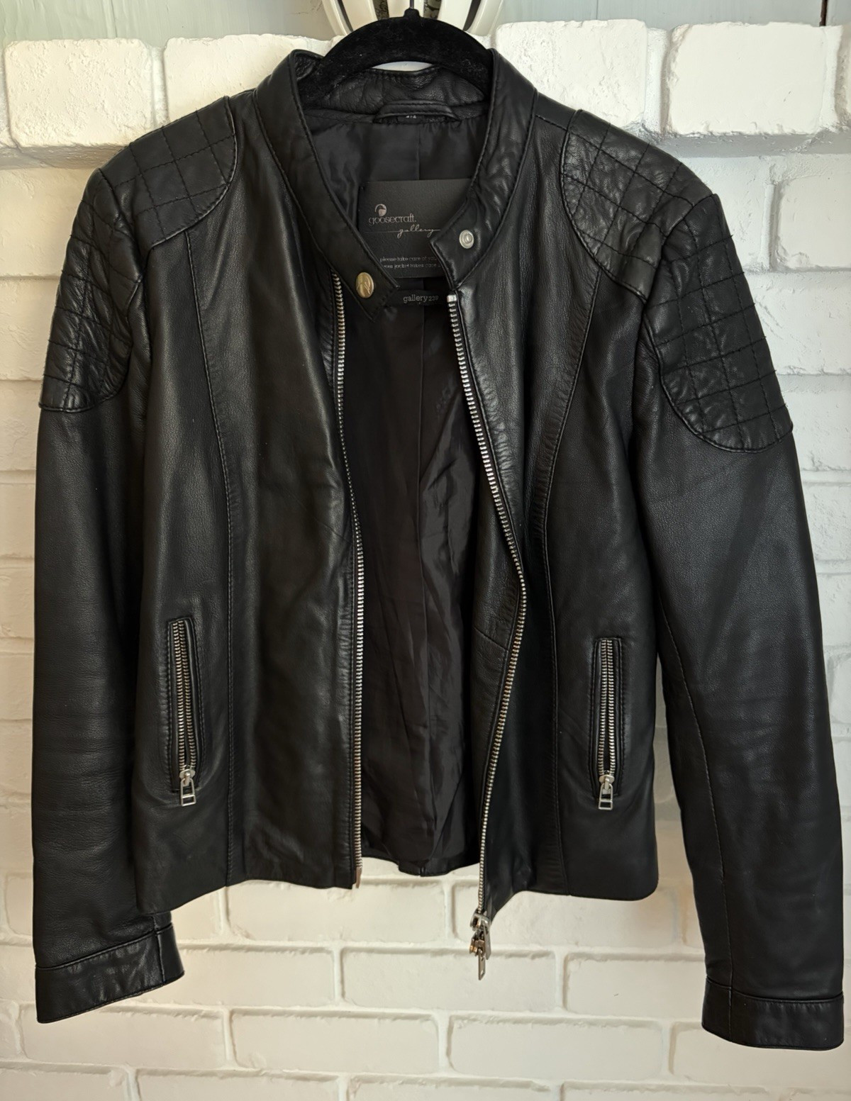 Goosecraft Black Leather Motorcycle Jacket Zip Lined Quilted Accents S 7579