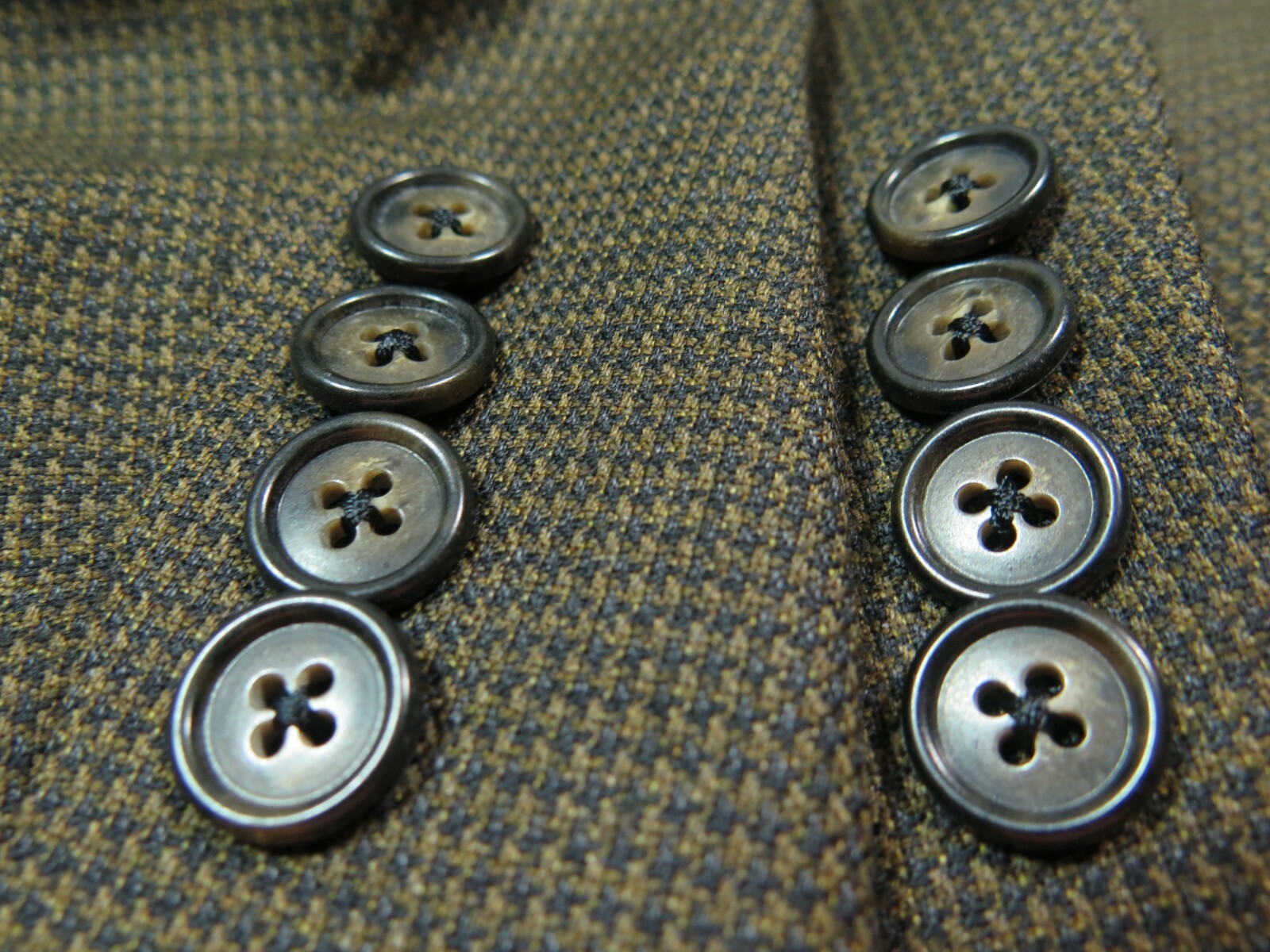 Corneliani Men’s Pure Wool Micro-Check Italian Blazer Jacket Sport Coat 44 R EUC