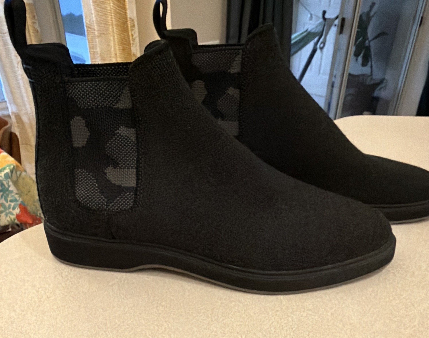Rothy’s Men’s Granite Black Chelsea Boots 11.5 Merino/rPET Never Worn
