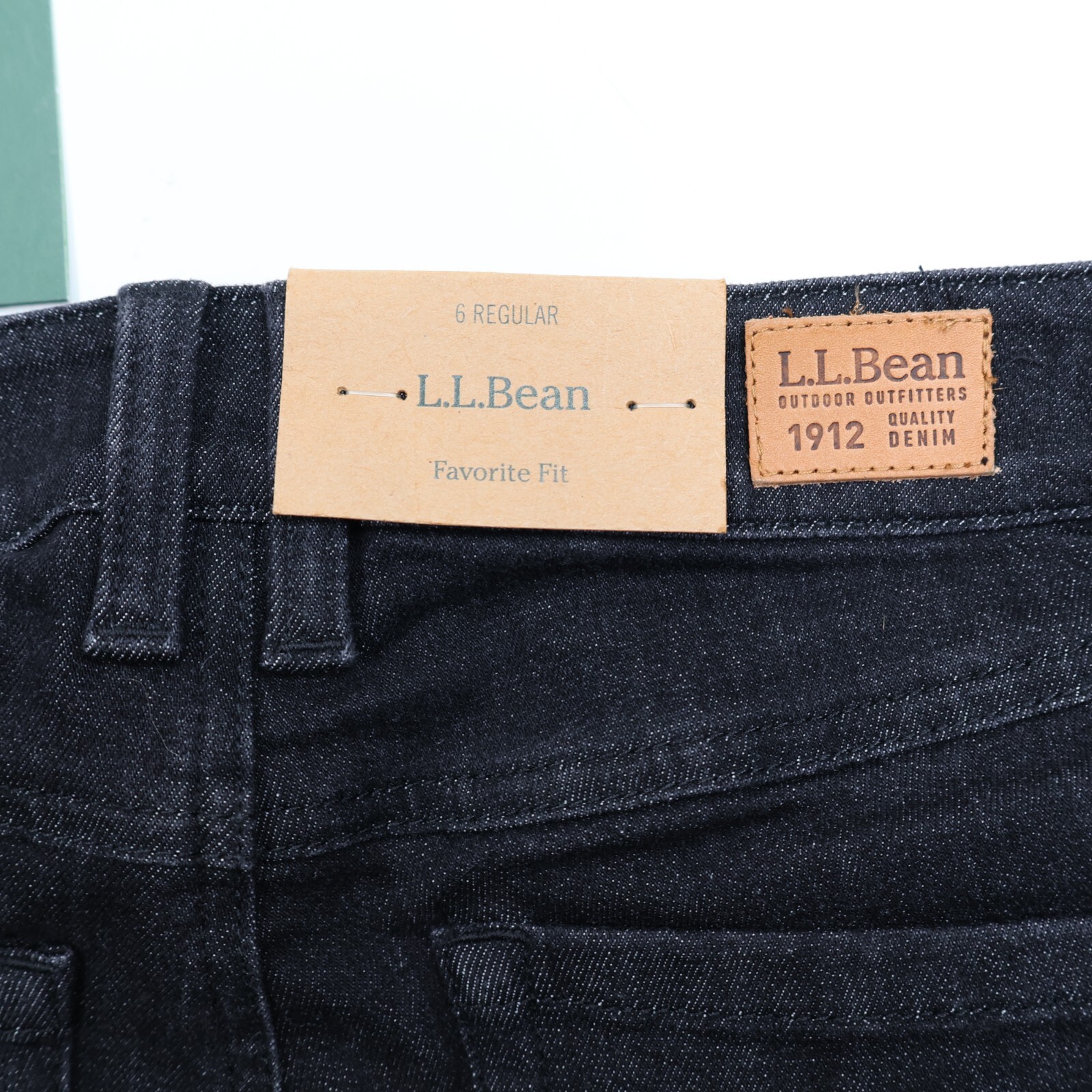 L.L. Bean “Beanflex” Women’s Size 6 Reg Skinny Leg Favorite Fit Dark Wash Jeans