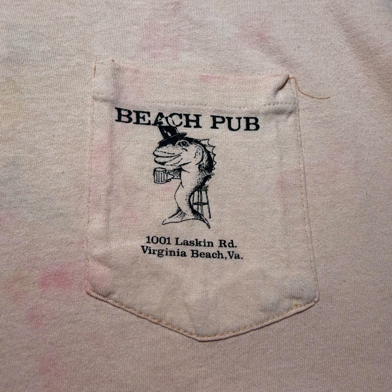 Vintage 1985 Beach Pub Virginia Salmon Beer Hat Promo Pocket T-Shirt USA – XL