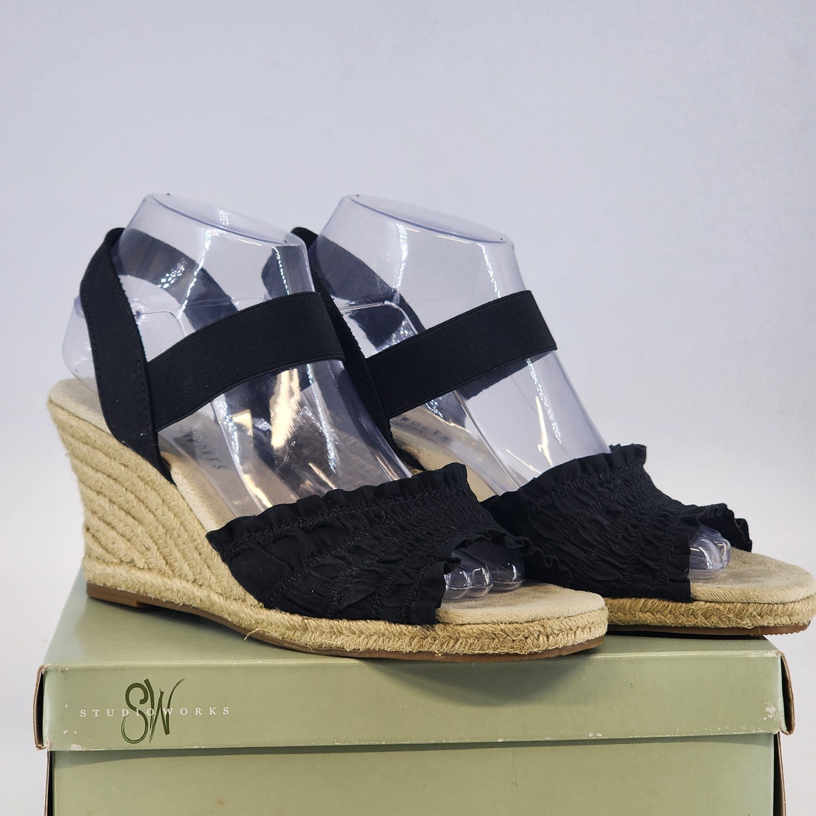 Studio Works St Martin Black Sandals 3.5″ Straw Heel Women 9M Tan Insole w Box
