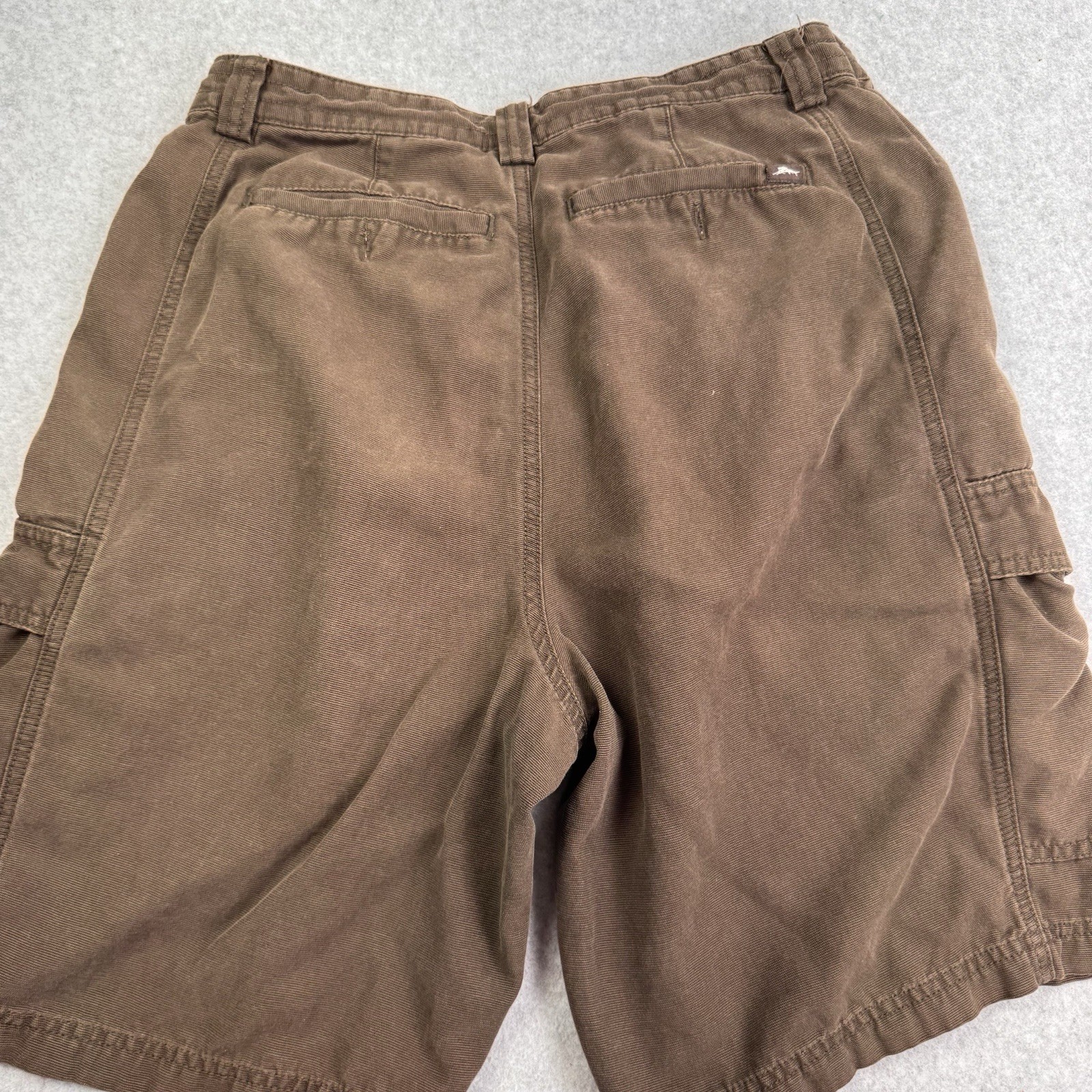 Tommy Bahama Shorts Men 33 Brown Cargo Relax Cotton Casual Travel Beach Vacation
