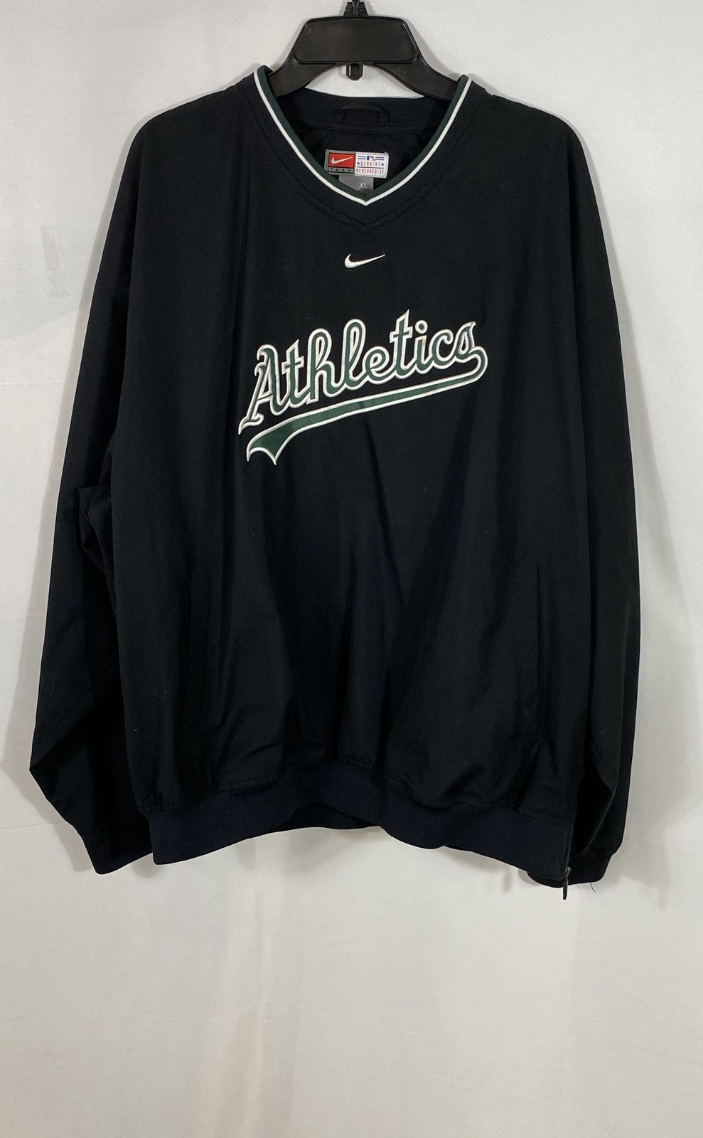 Nike Men’s Oakland Athletics MLB Black V-Neck Windbreaker Pullover Sz XL