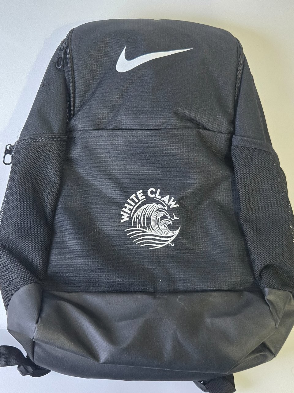 Nike White Claw Backpack Canvas Nylon Black Swoosh Logo Print Zip Top Bookbag