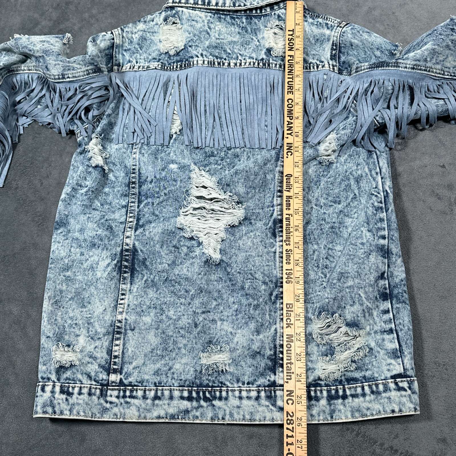 Denim Trucker Jean Jacket Womens Medium Blue Acid Stone Wash Distressed Fringe