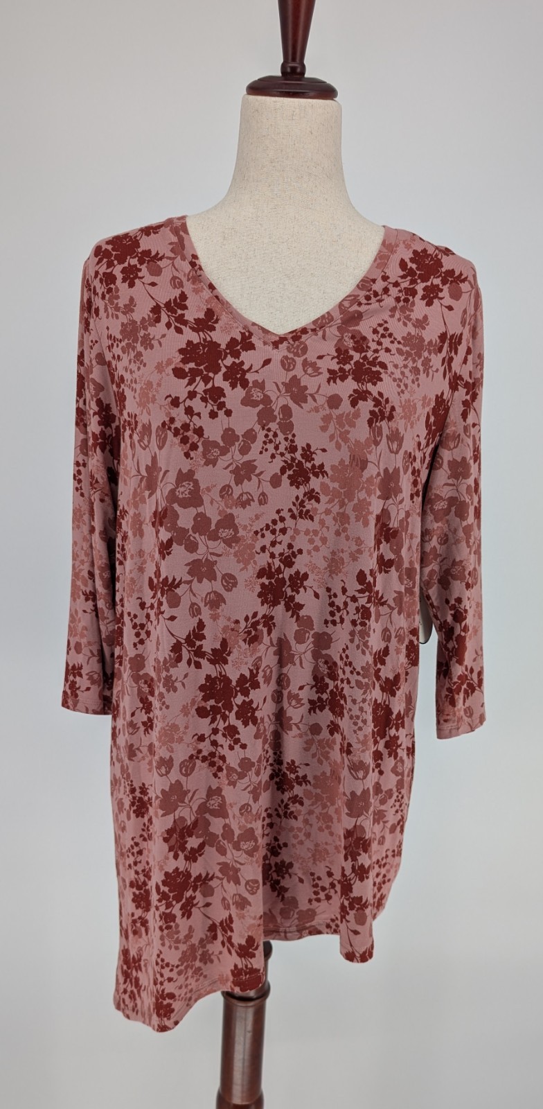Soma Tunic Tee L Burgundy Pink Floral Asymmetrical 3/4 Sleeve Stretch NWT Soft