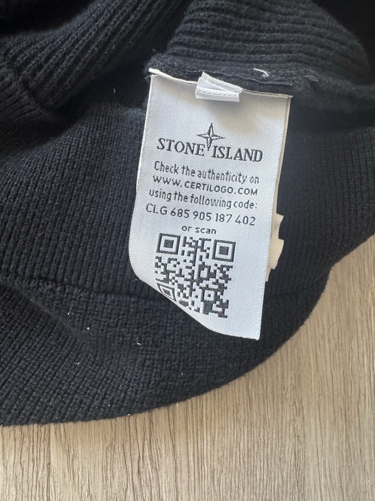 Stone Island Black Quarter Zip Pullover Sweater Size Medium