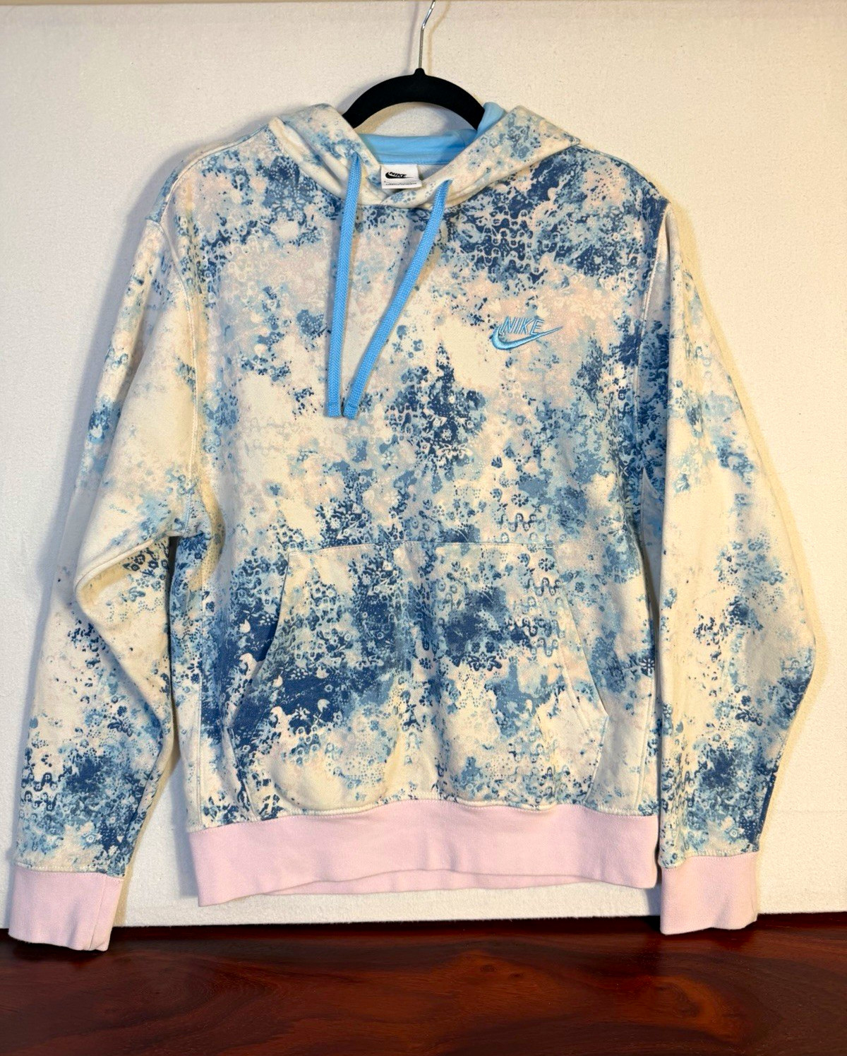 Nike Men’s Tie-Dye Pullover Hoodie w/ Drawstring Hood Blue White Pink S