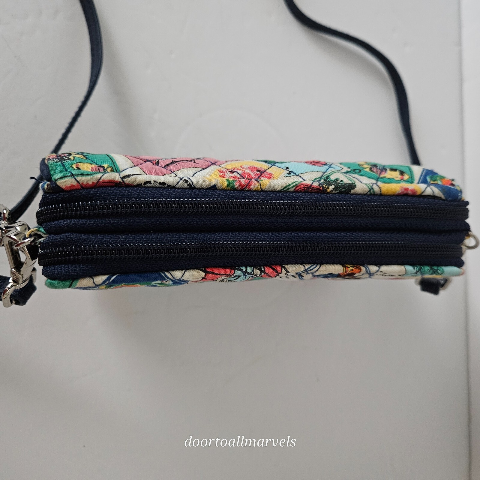 Vera Bradley Cuban Stamps Wallet Organizer Crossbody Double Zip Mini Bag 6.75″