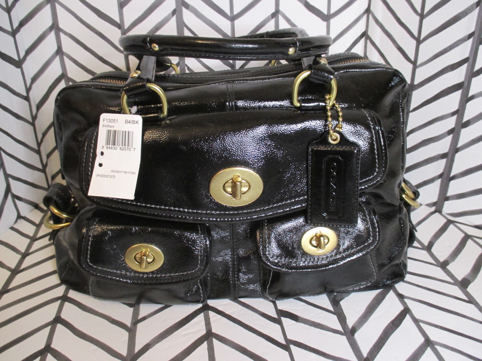 Coach Vintage Black Patent Peyton Handbag – New w/Tags Mint Vintage Condition