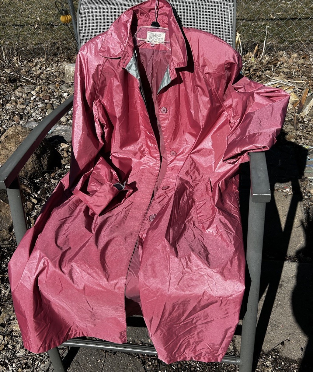 Vintage 60s Long Nylon Rubber Backed Trench Coat Pink Gray Women’s Size 20 1/2