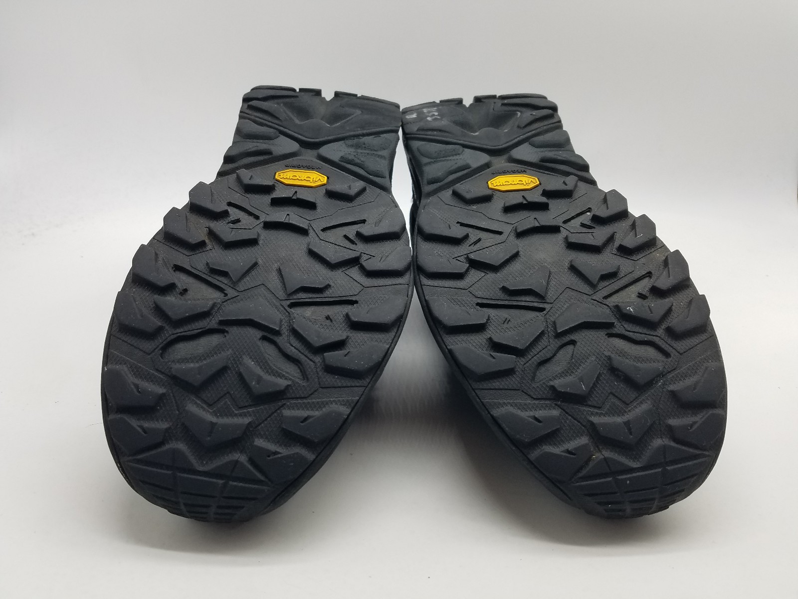 Hoka One One Anacapa 2 Freedom Men’s Size 10.5 D (Medium) Trail Running Shoes