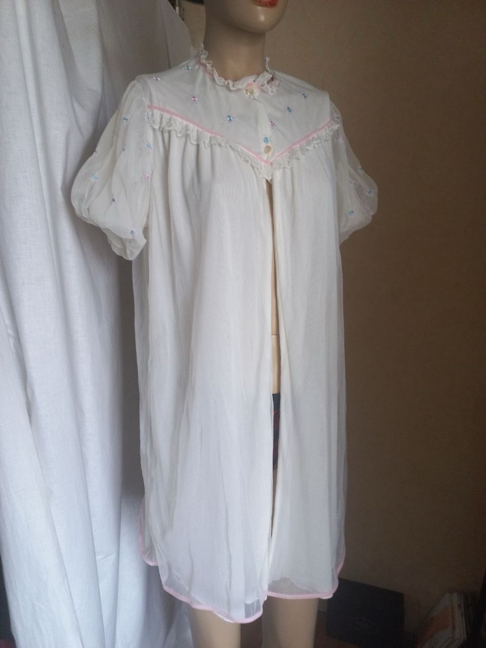 Delicate vintage peignoir dressing gown dorothy perkins, 70s made in britain
