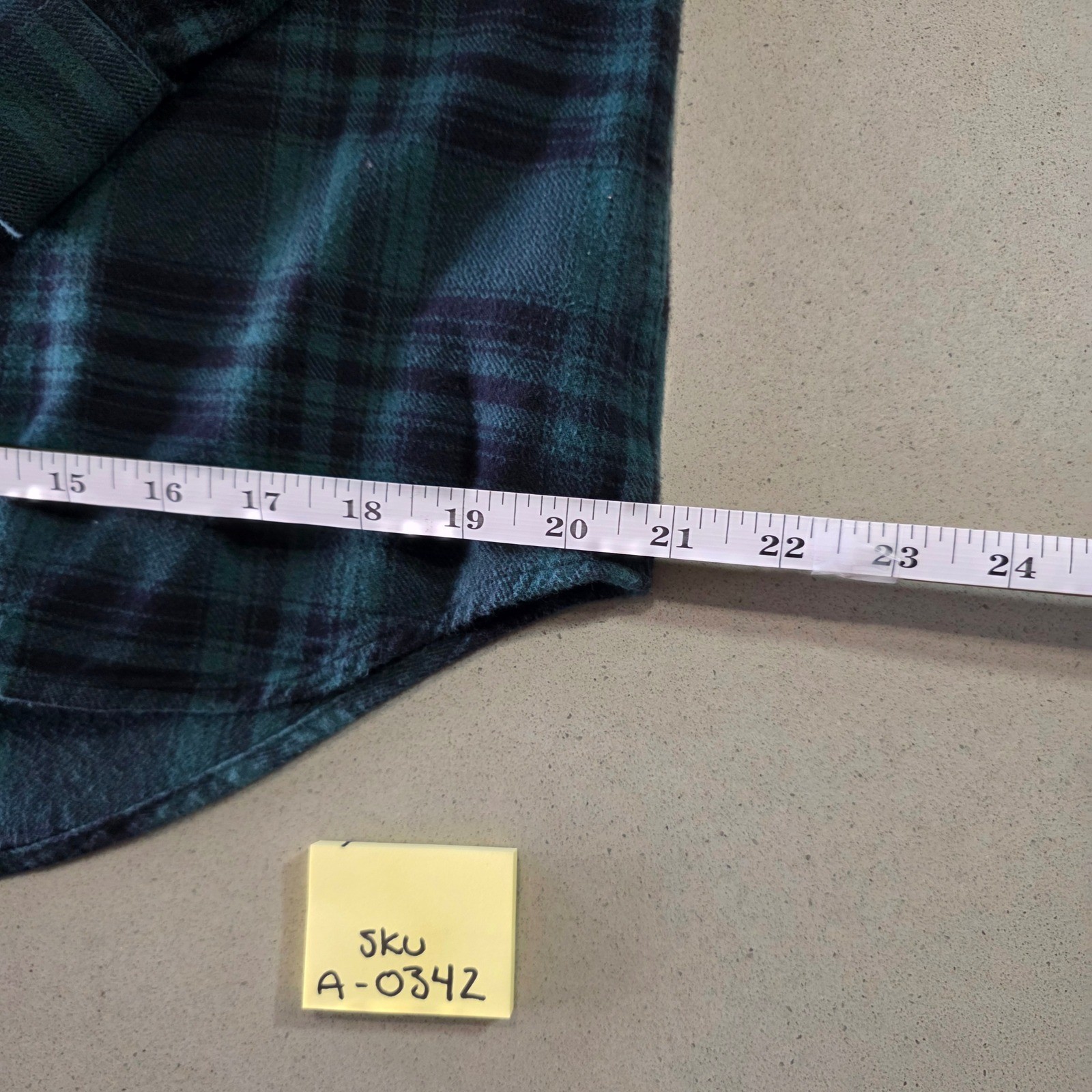 7D63 Made Well Mens Plaid Flannel Band Collar Button Up Shirt Green Black Medium