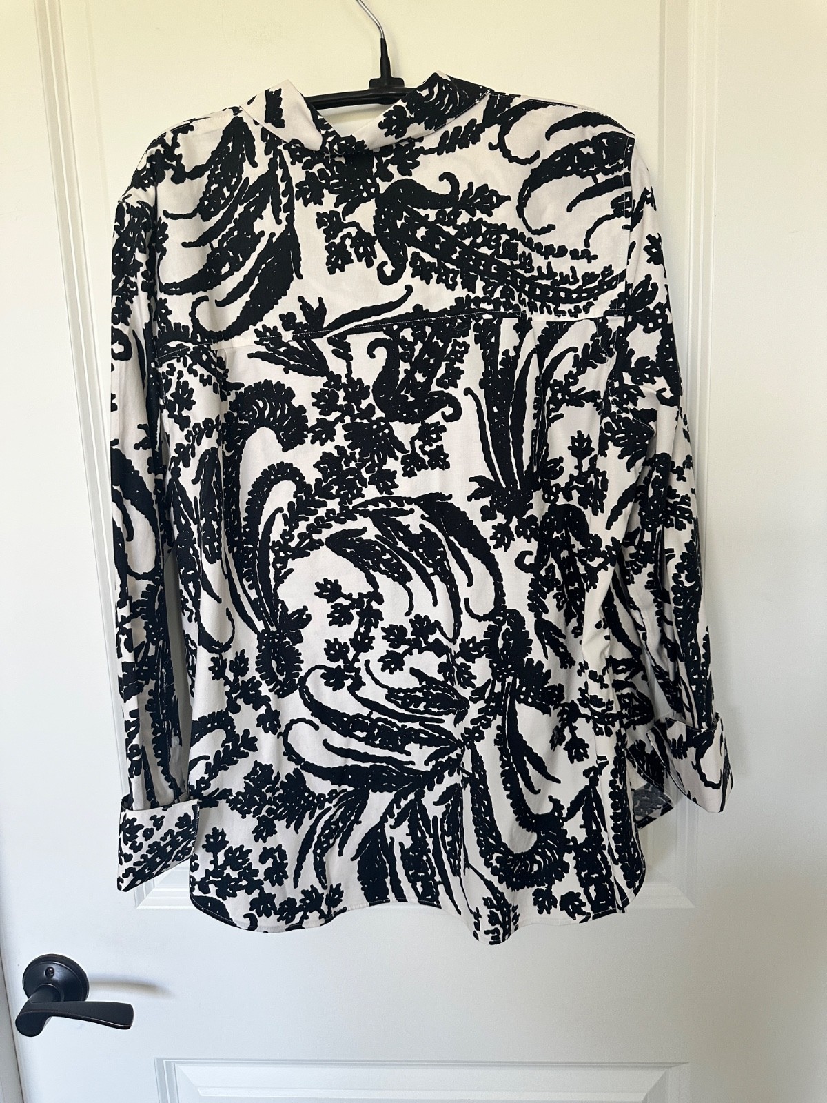 Chico’s No-Iron Button-Down Shirt Black Cream Floral Chico’s 2 (Large / US 12)