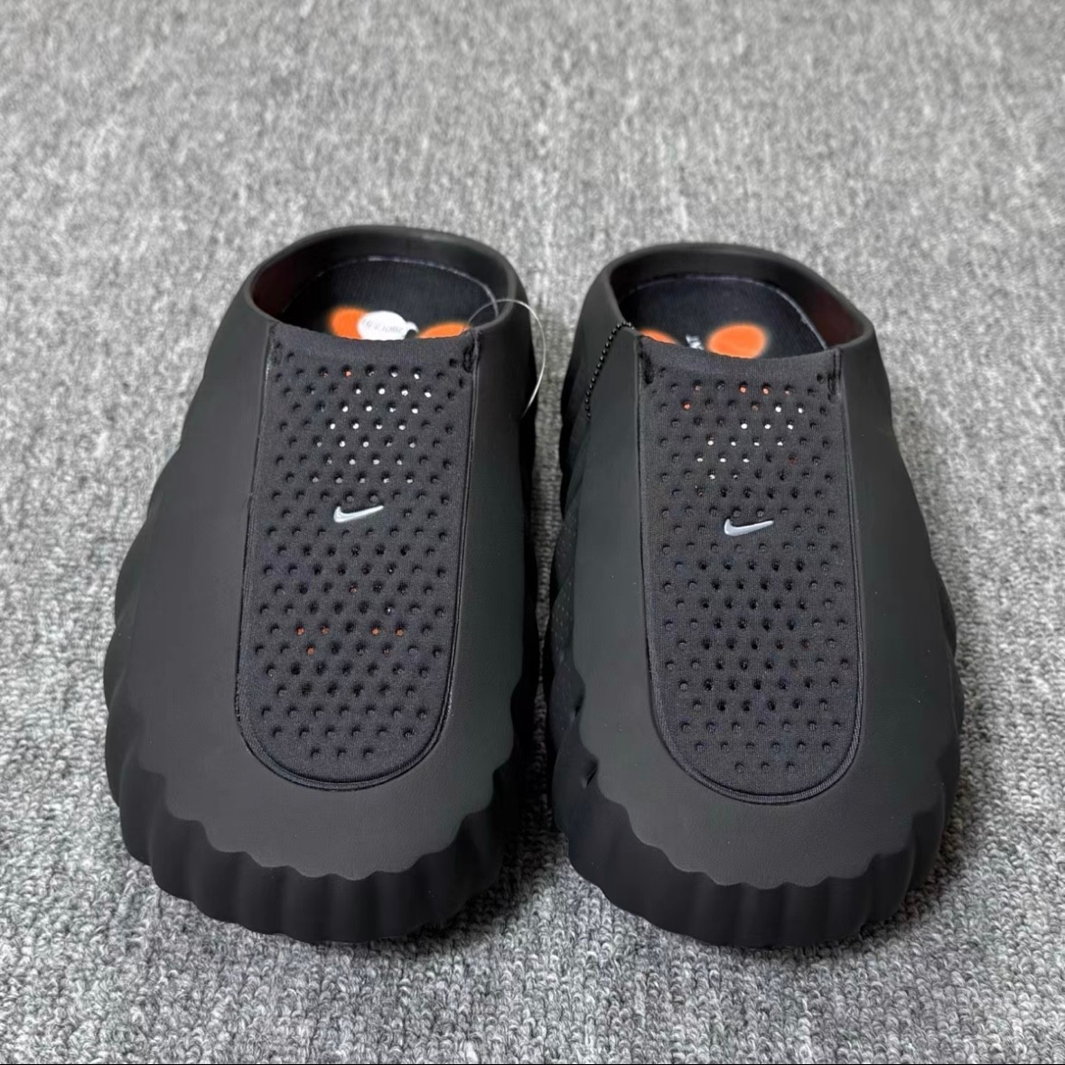 Nike Men’s Mind 001 Black Slippers Slide Mules Pregame