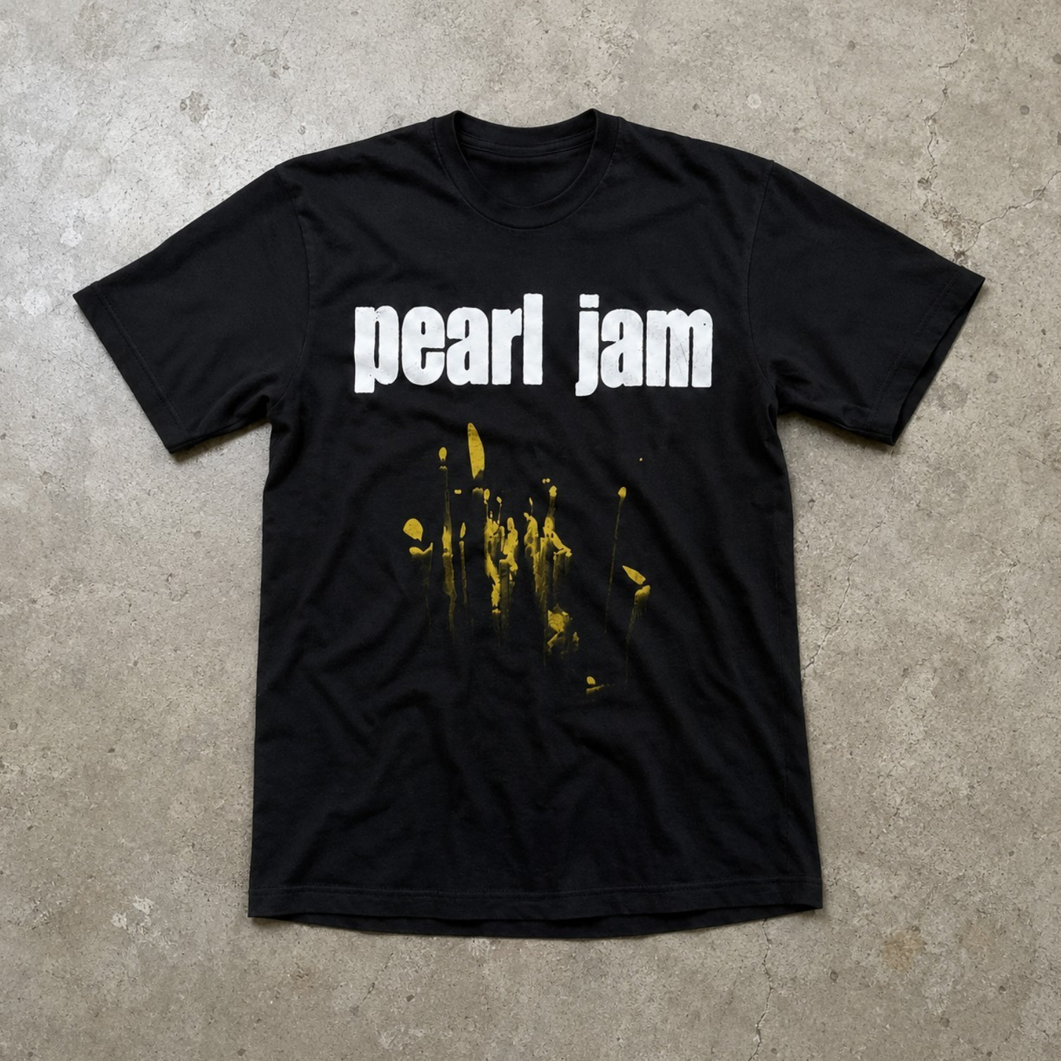 Pearl Jam Band Graphic T-Shirt Black Yellow Paint Drip Grunge Rock Merch
