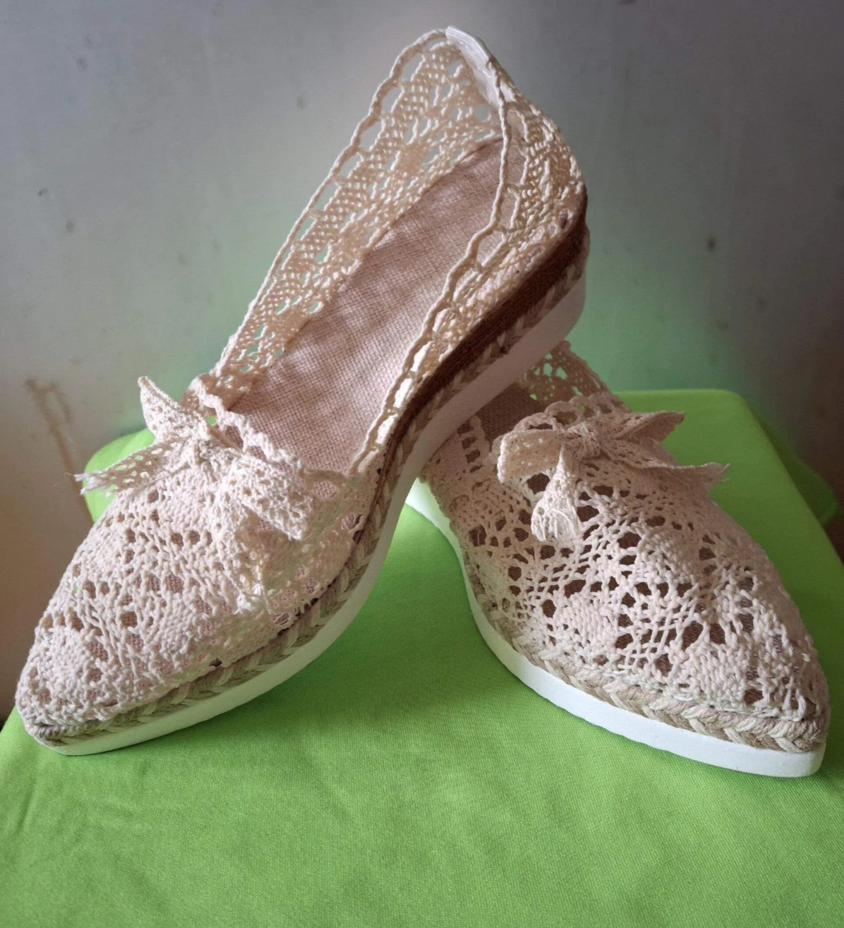 RESERVED Boho Crochet Lace Espadrilles Beige Wedge Platform Loafers Size 39 NEW