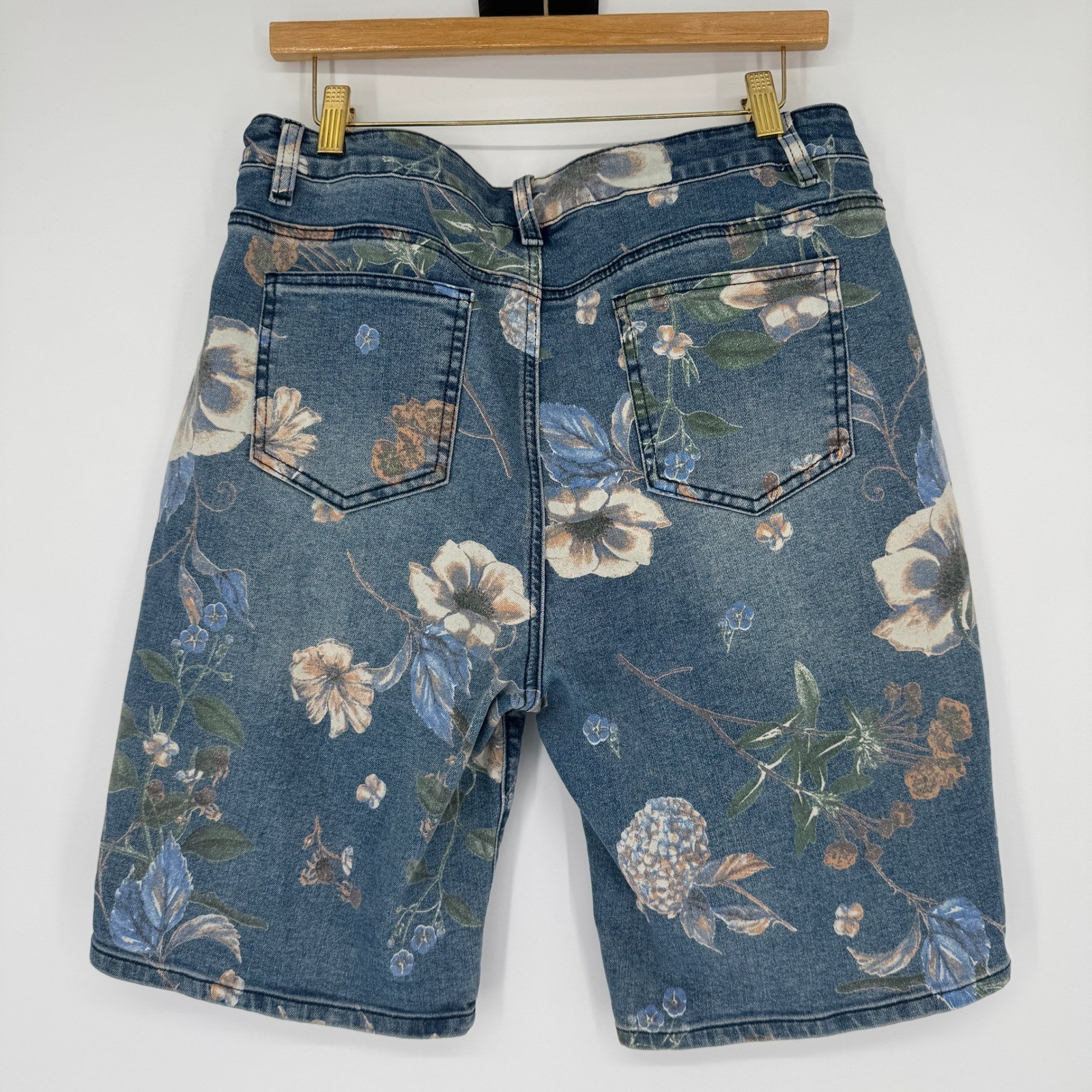 Flamingals Floral Denim Shorts XL Cotton Stretch Bermuda Cottagecore Botanical