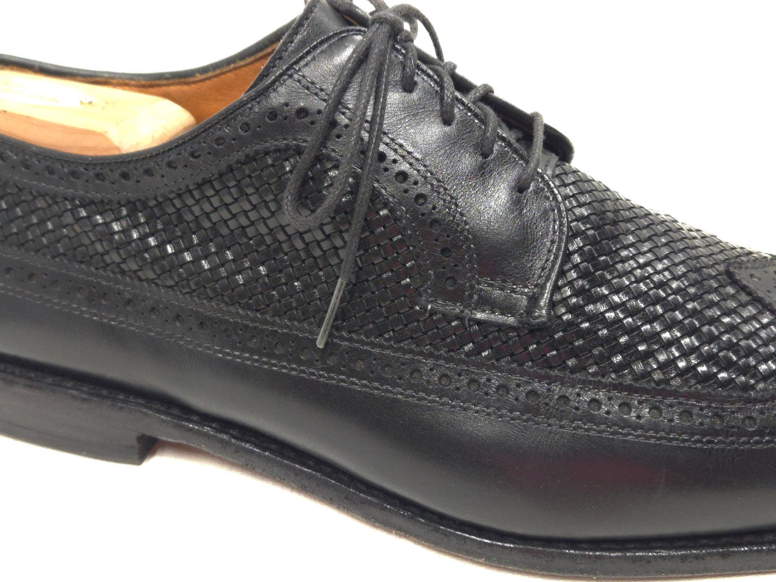 ALLEN EDMONDS Leiden Woven Wingtip Oxfords 11.5 E Black Basket Weave +shoe trees