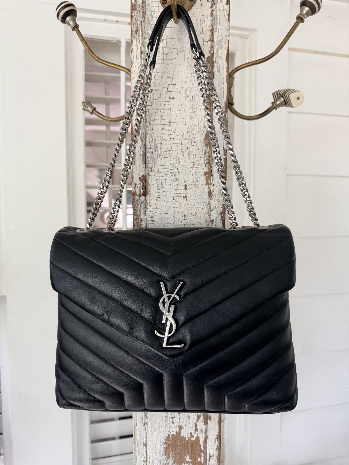 Saint Laurent YSL Loulou Shoulder Bag Black Matelasse Leather Silver Dustbag