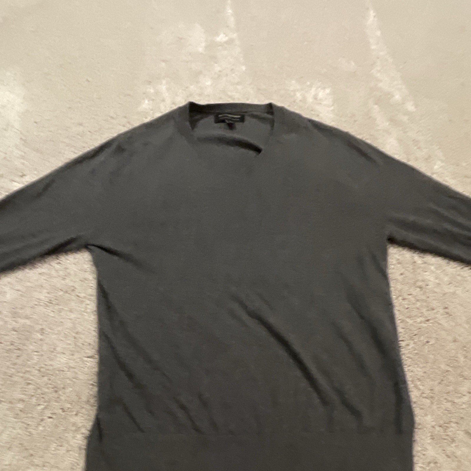 Banana Republic Gray Cashmere Knit V-Neck Pullover Sweater Logo Men’s M