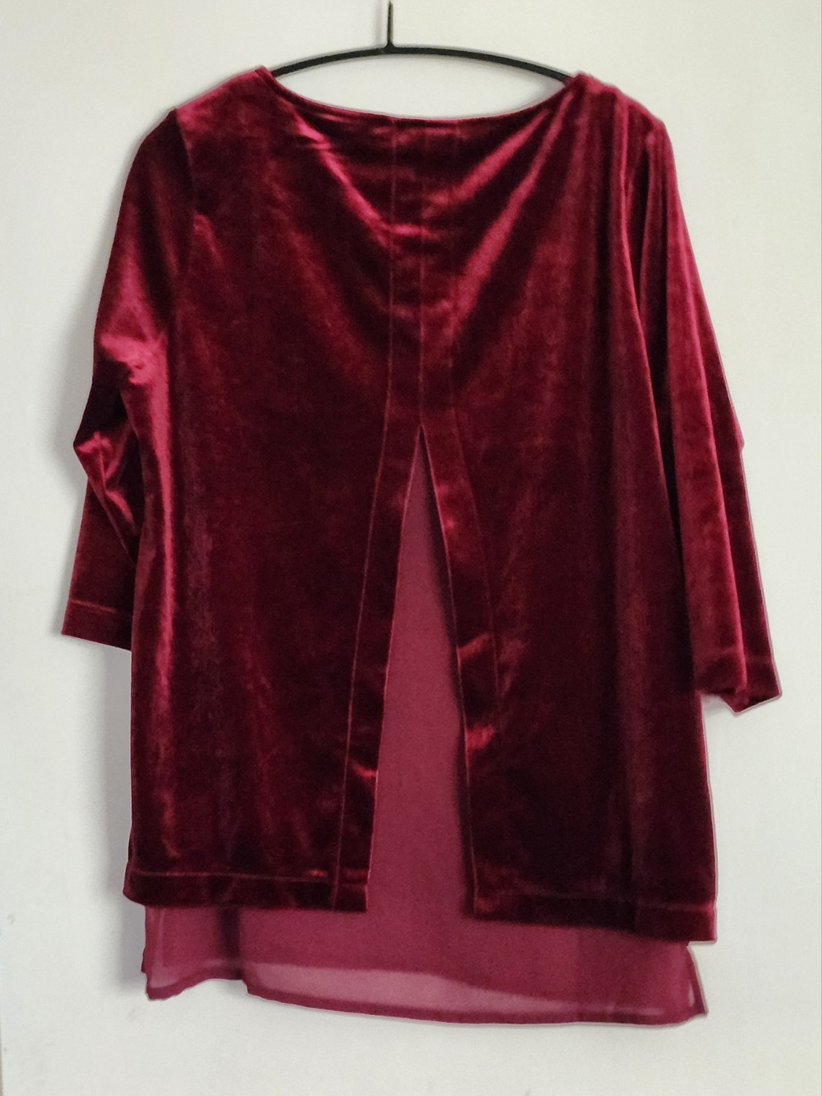 Cotton Traders Women’s Velvet Deep Red Top 3/4 Sleeve Size 12
