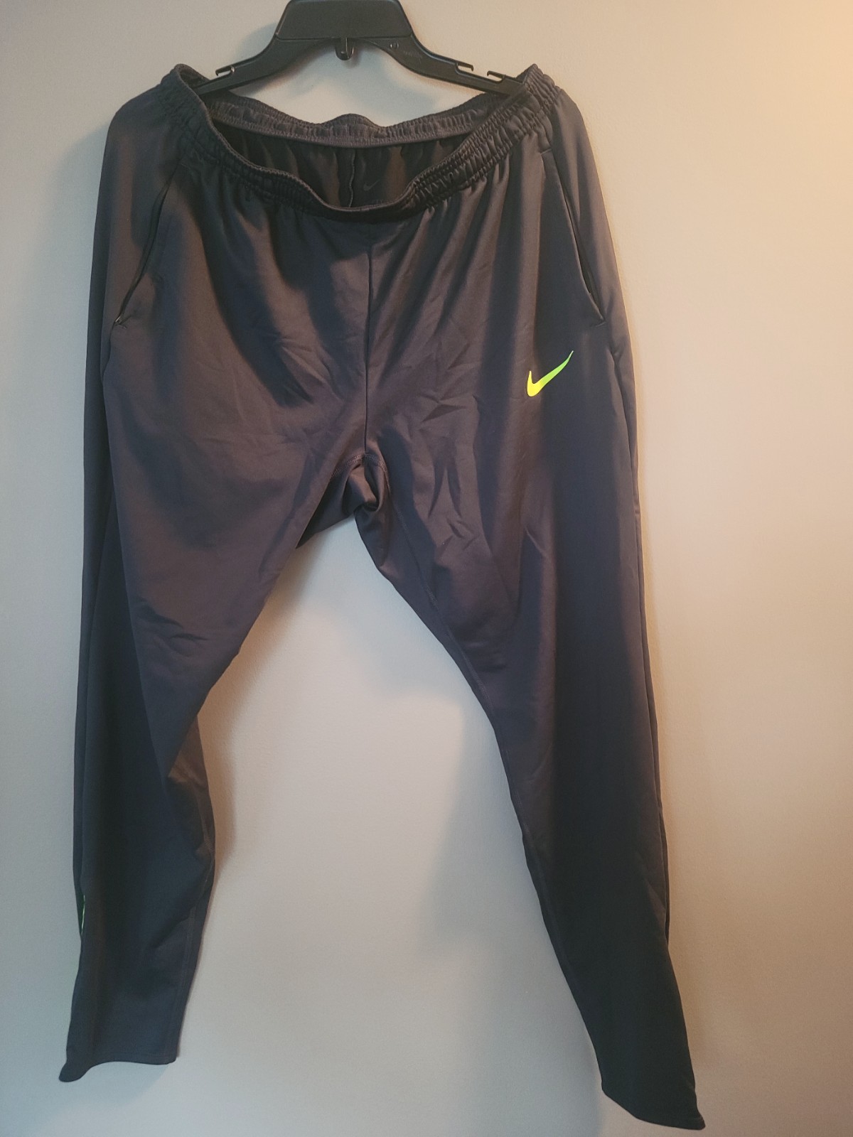 Nike Strike Men’s Size L Dri-FIT Soccer Pants Anthracite/Volt/Volt