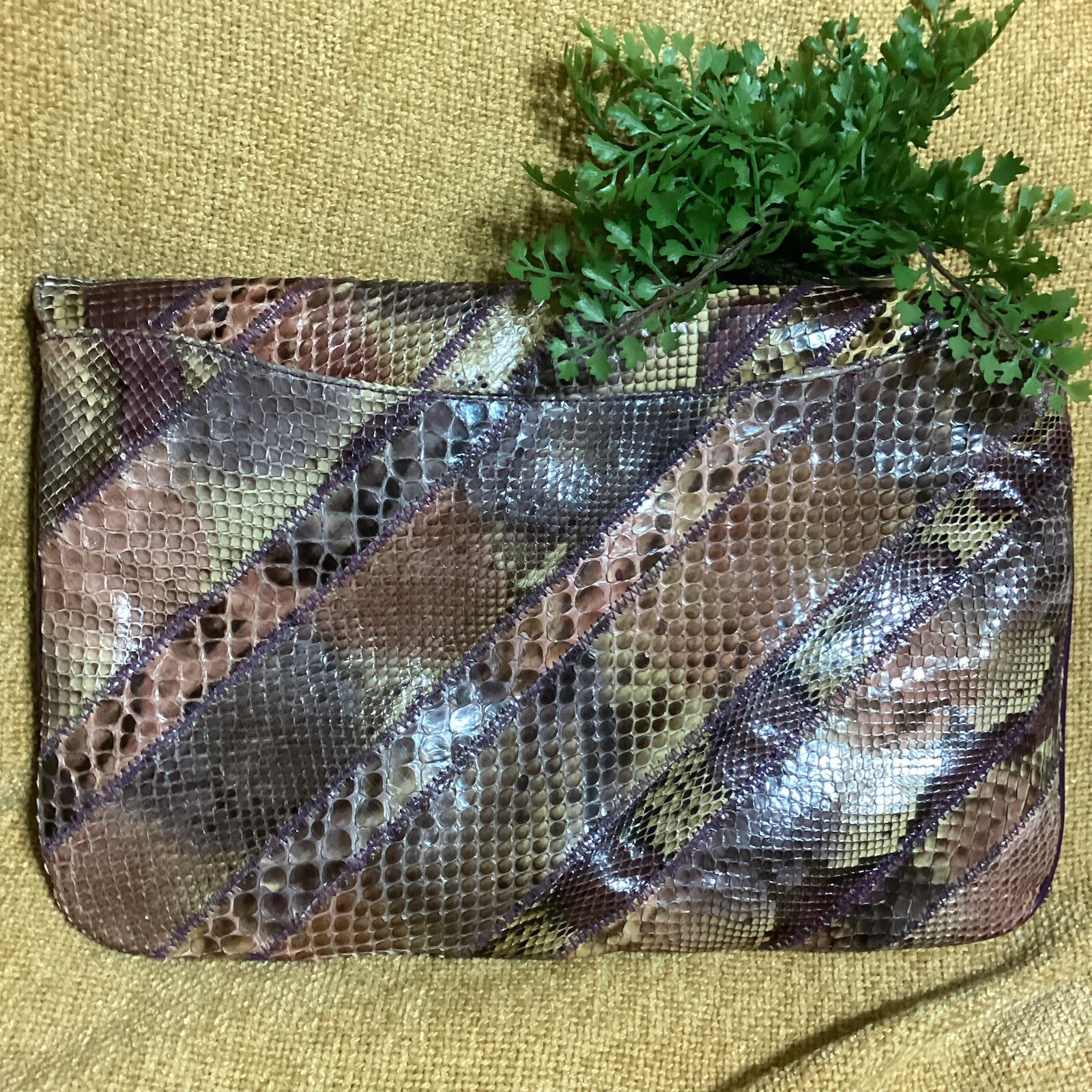 Vtg 80’s Snakeskin Purple/Pink/Beige/Brown Clutch Purse Python Gold Chain Strap