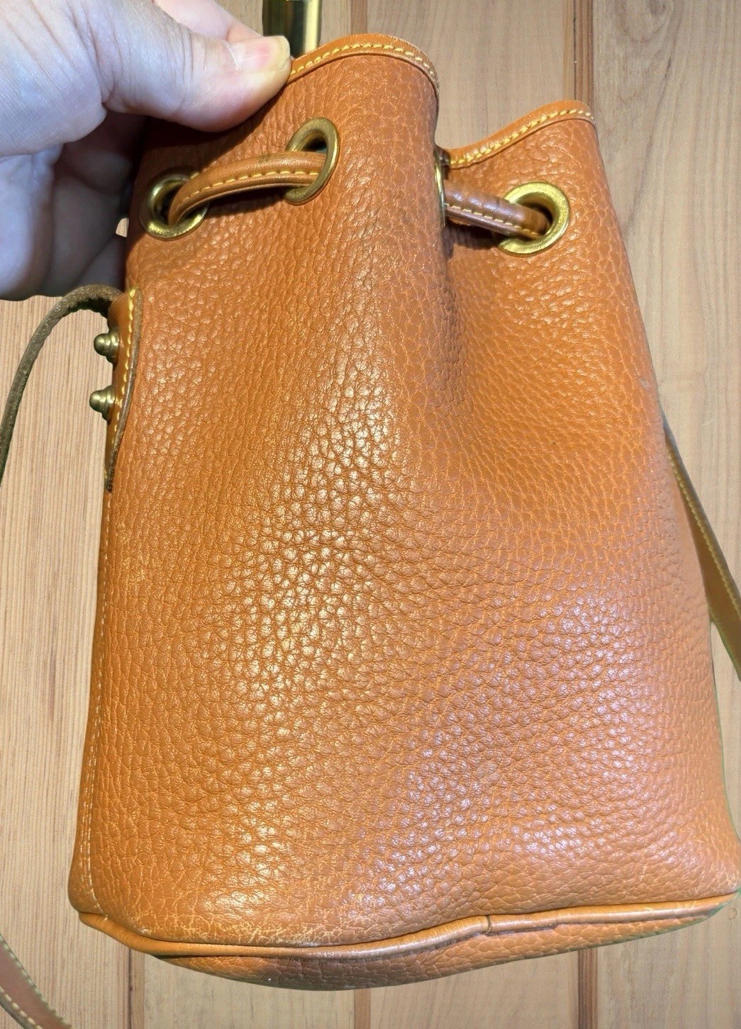 Dooney Bourke Brown Vintage R134 Mini Bucket Drawstring Shoulder Bag Leather