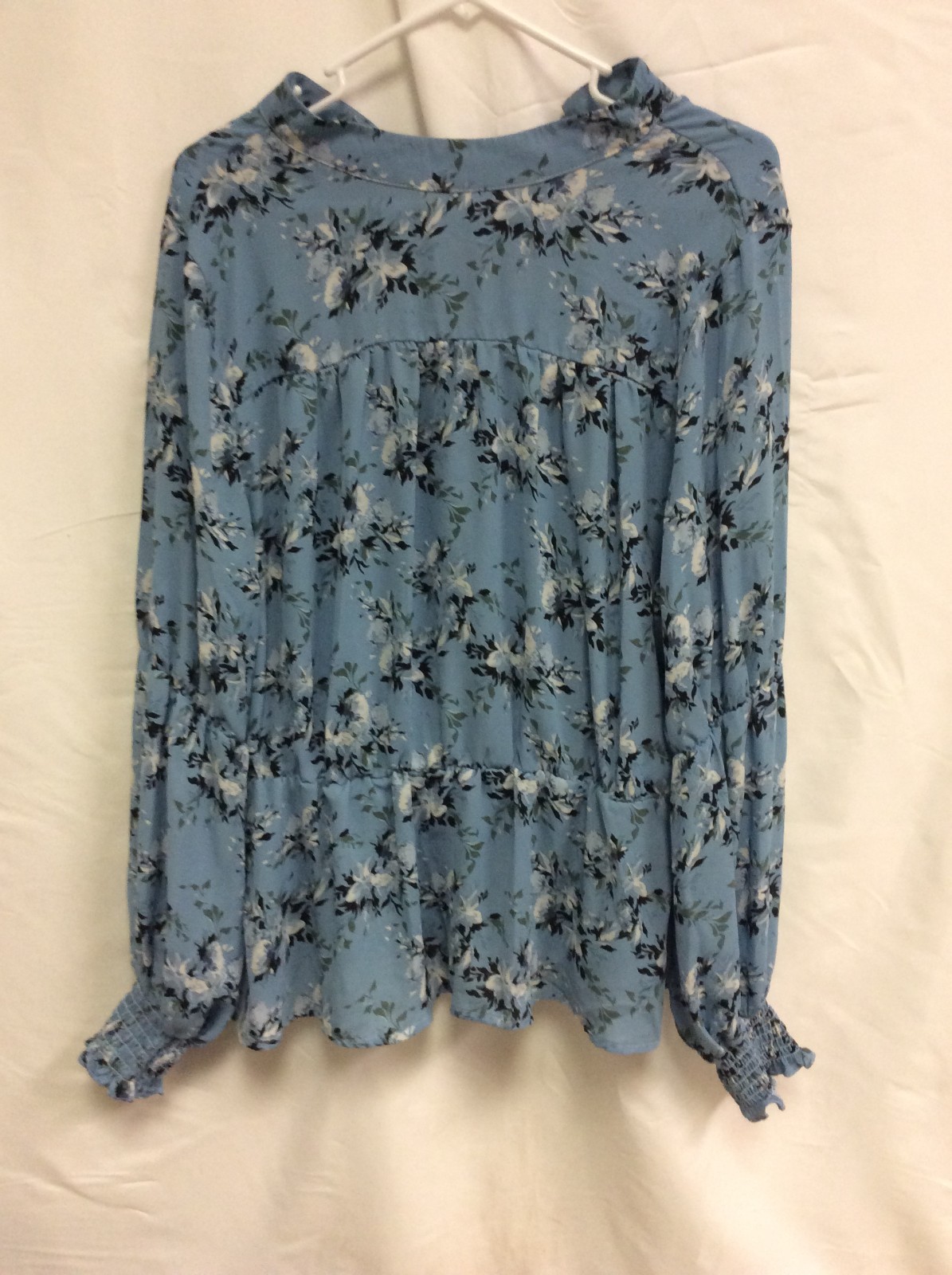 A love Story Blue Floral Top Size XL