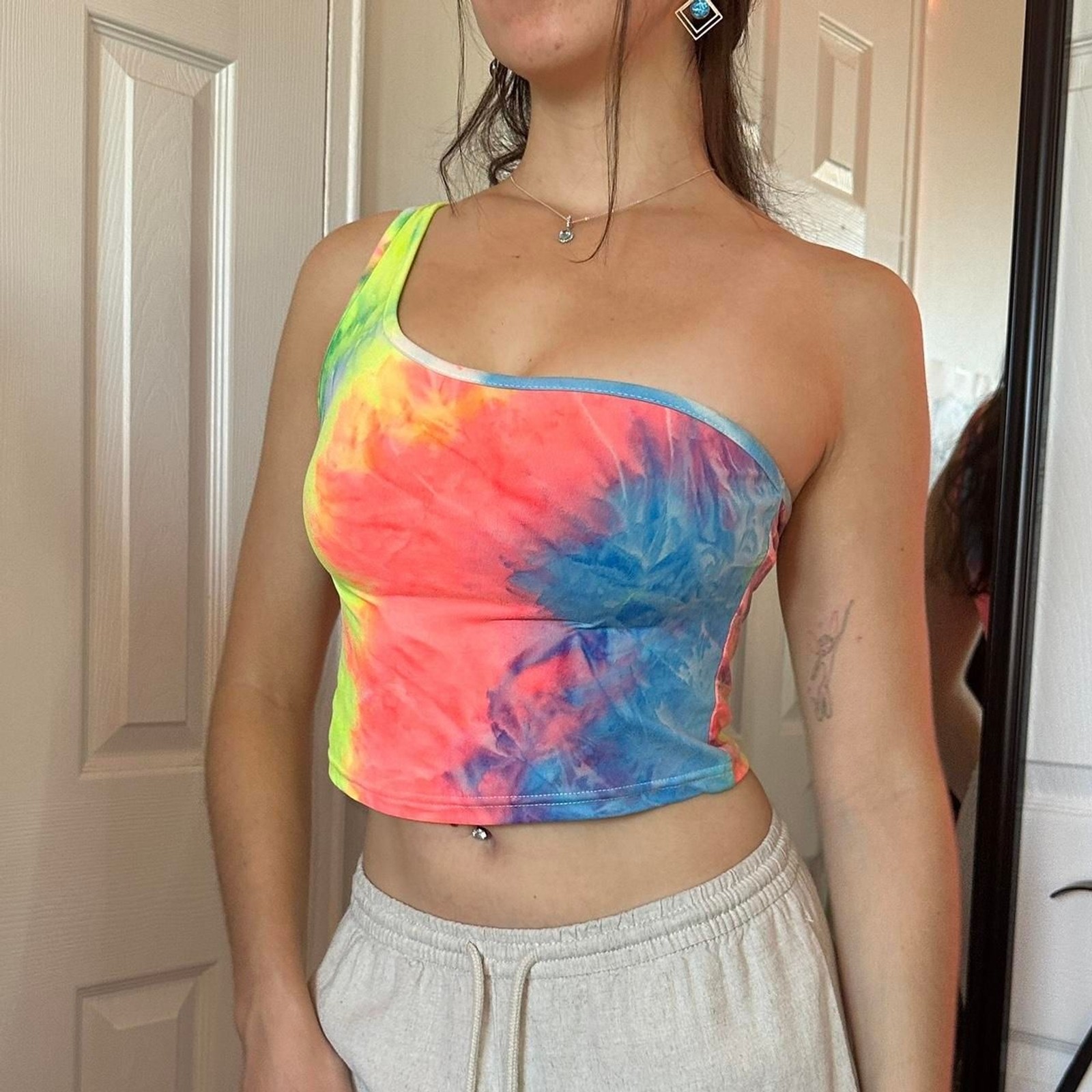 vibrant multi color tie dye rainbow one shoulder crop top 💛🩷💙