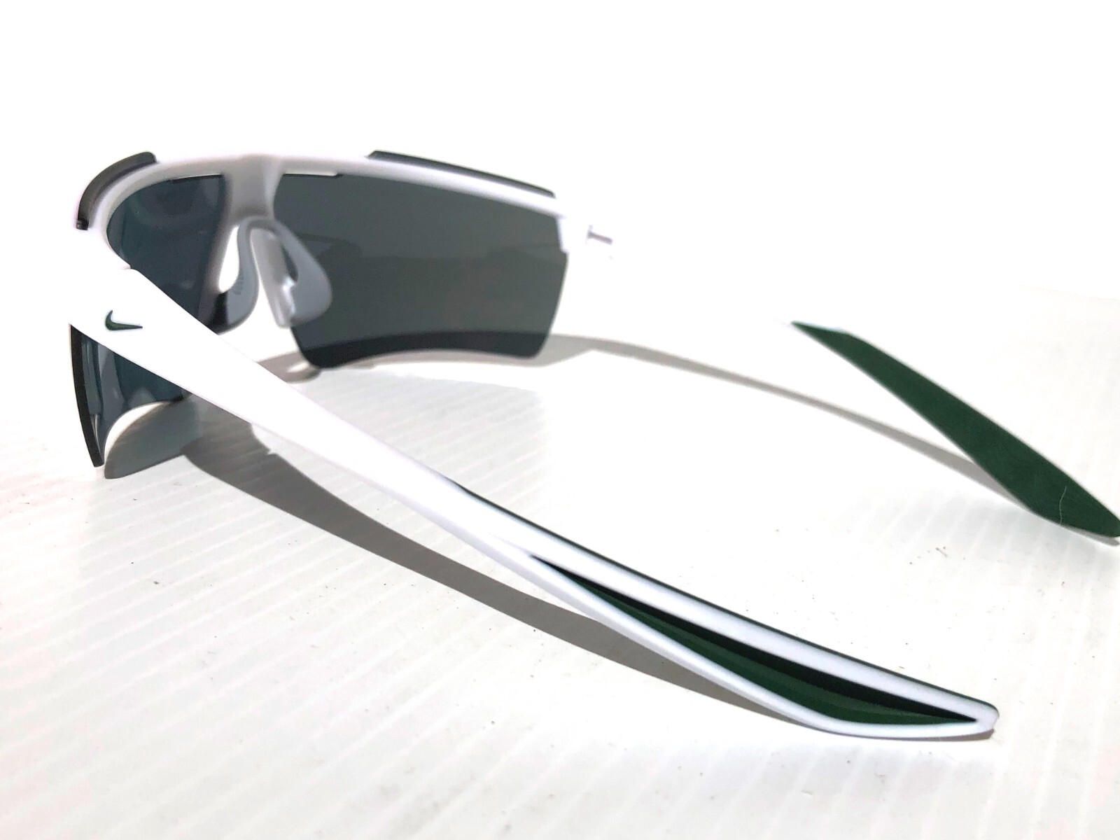 Nike WINDSHIELD ELITE 20 White Gorge Green Frame Field Tint Sunglass CW1167 105