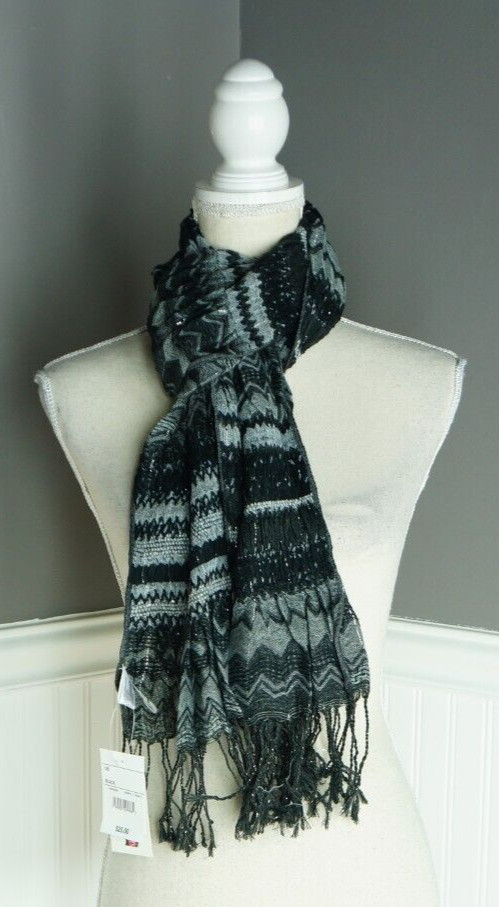 NWT Scarf Womens O/S Black Chevron Pattern Pleated Metallic Tassel MSRP $25